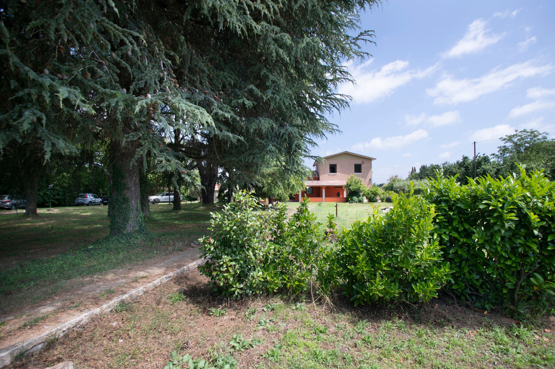 House in Sutri, Lazio 11971919