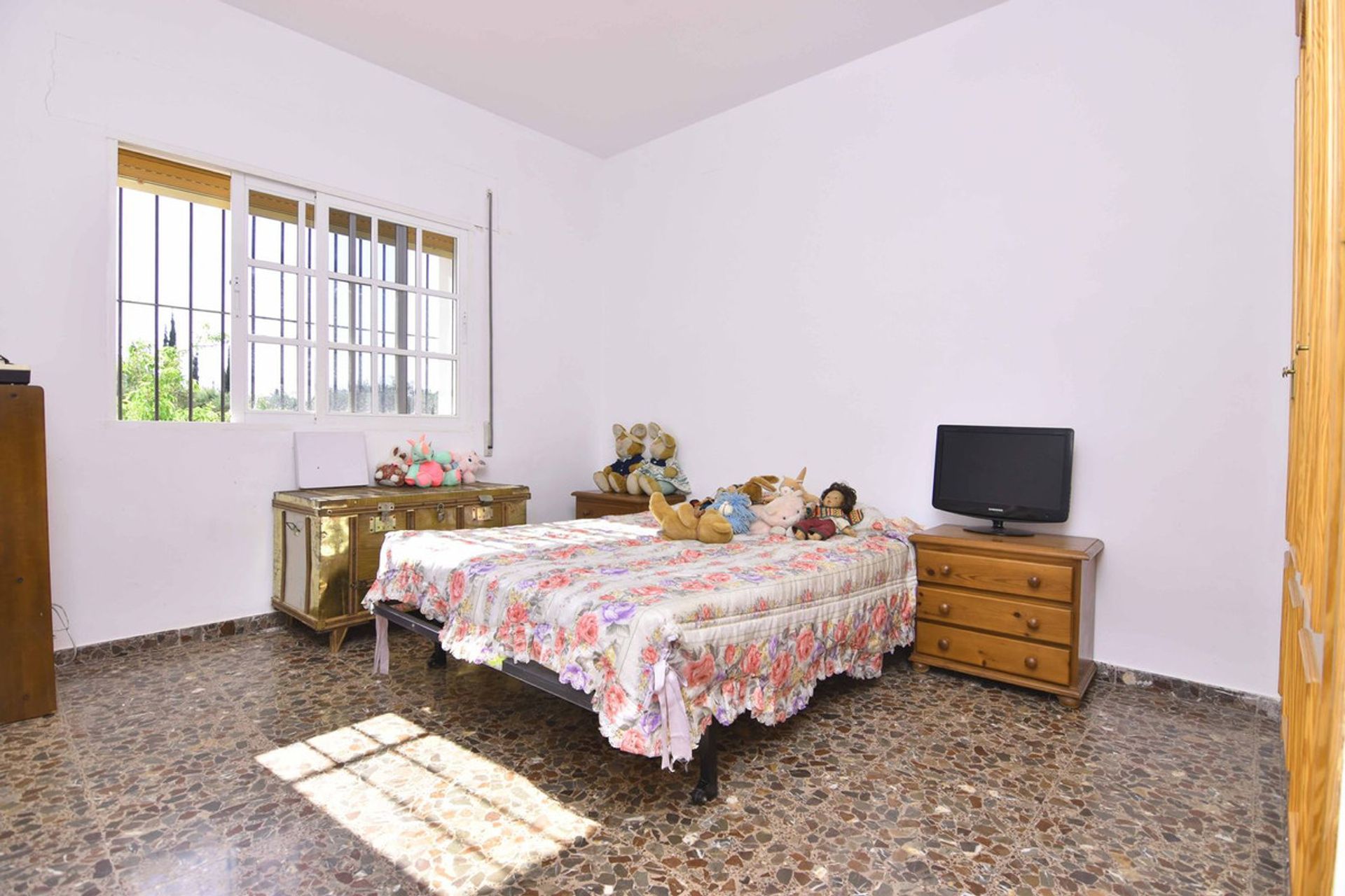 Huis in Alhaurín de la Torre, Andalucía 11972331