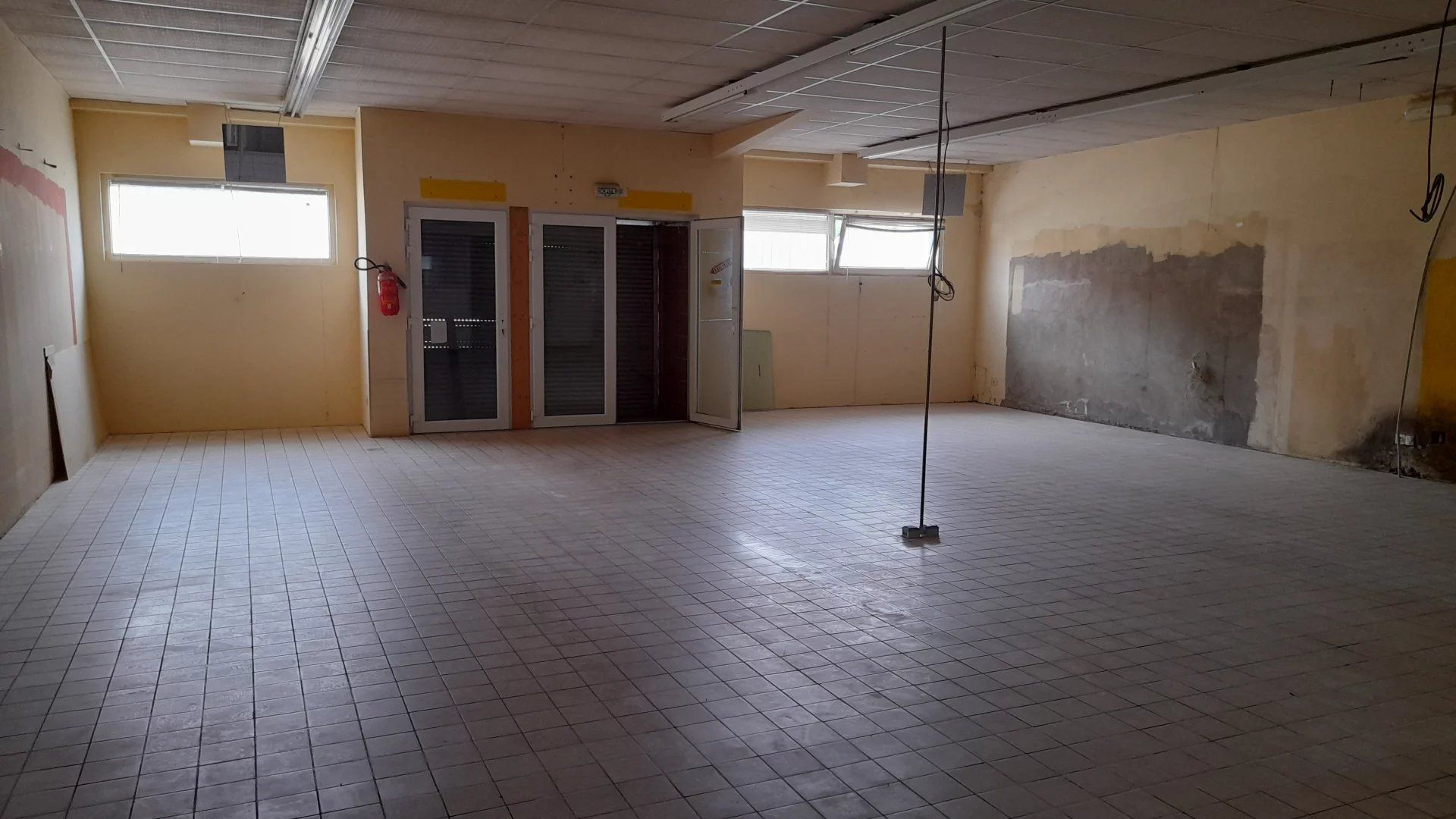 Commercial in Seuil-d'Argonne, Meuse 11973501