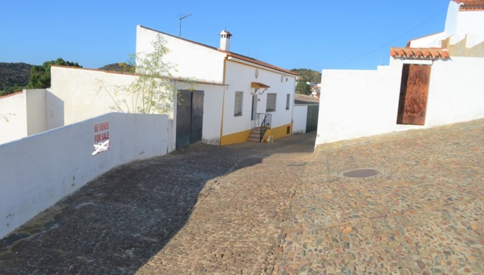 Maa sisään Sanlúcar de Guadiana, Andalusia 11973679