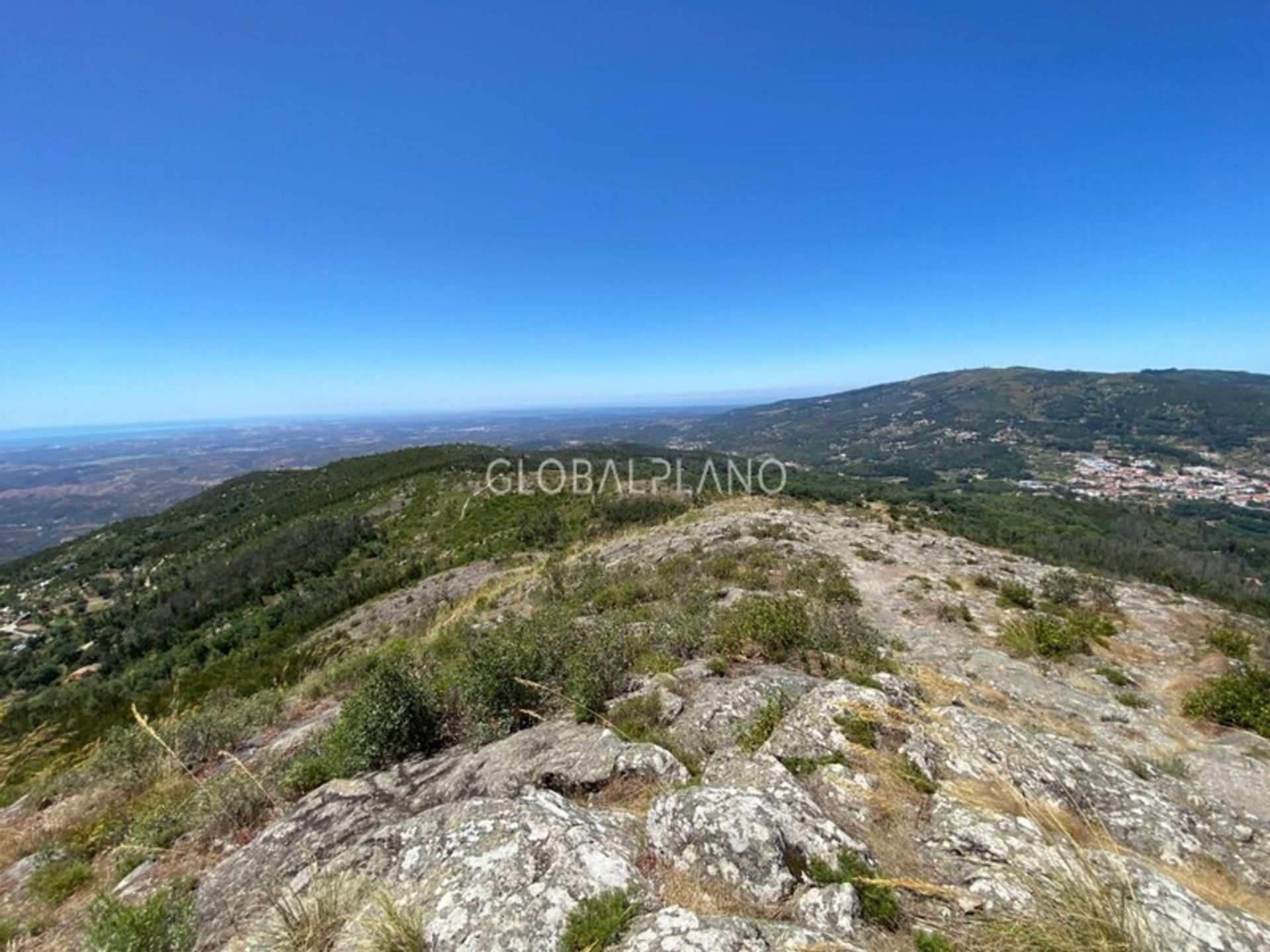 Tierra en Monchique, Faro 11974769