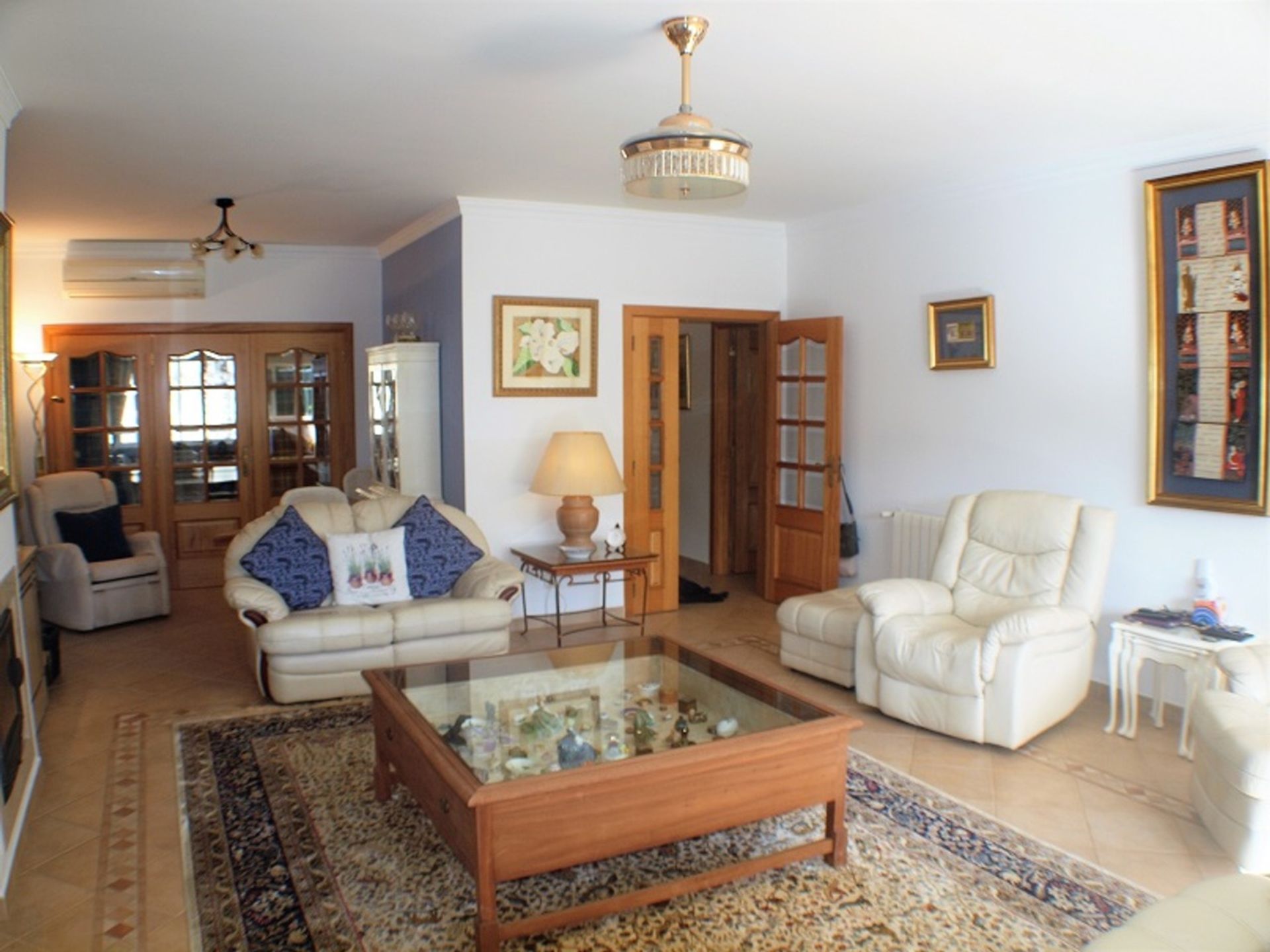 Huis in Santa Barbara de Nexe, Faro 11974831