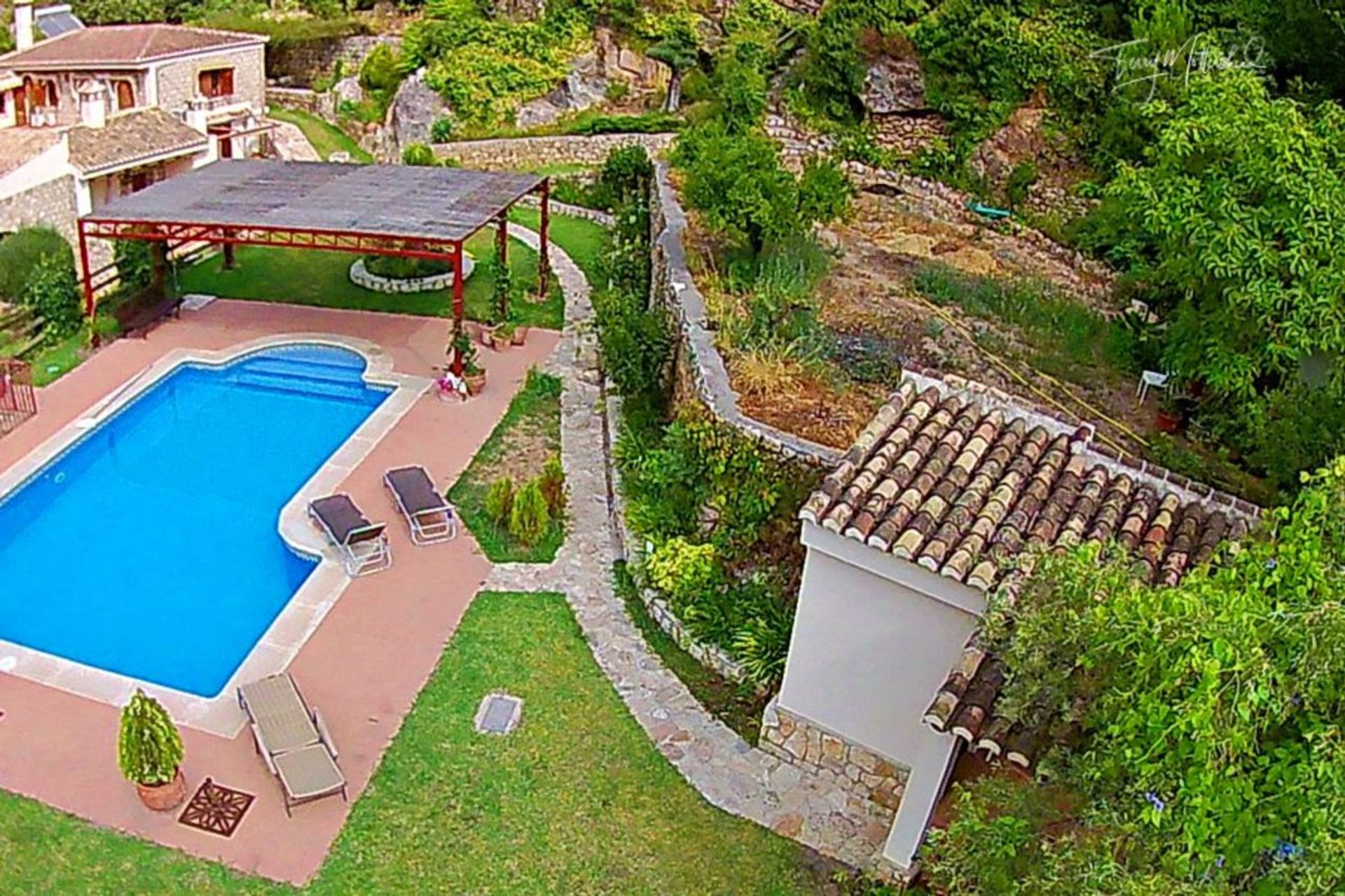 Rumah di Vélez de Benaudalla, Andalusia 11975456