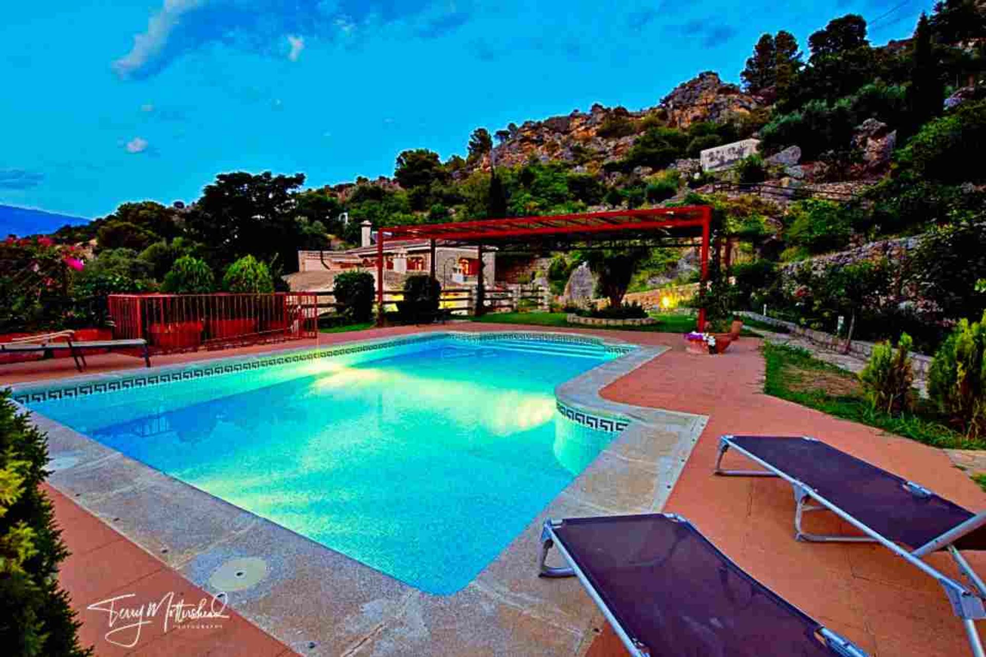 rumah dalam Velez de Benaudalla, Andalusia 11975456