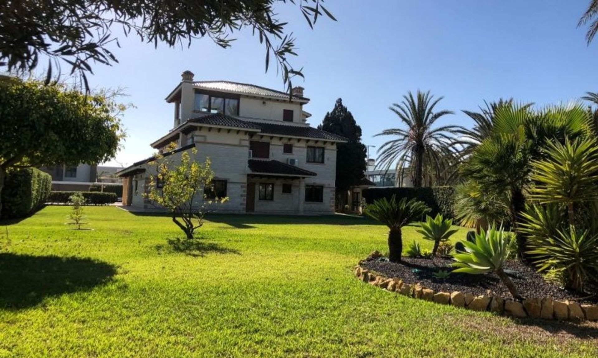 House in Dehesa de Campoamor, Valencian Community 11976057