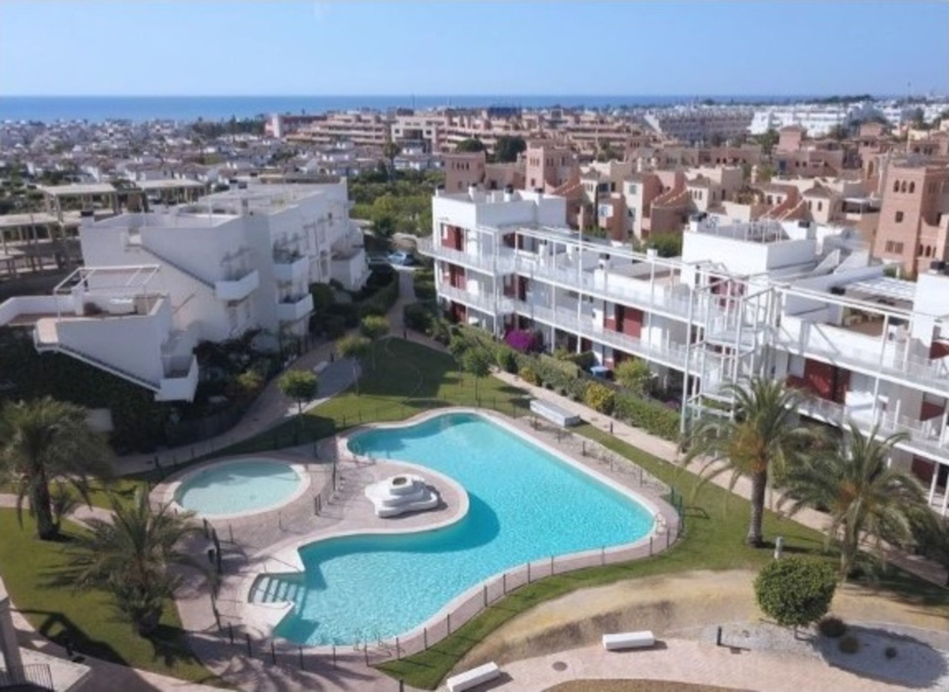 Condominio en Los Amarguillos, Andalucía 11976886