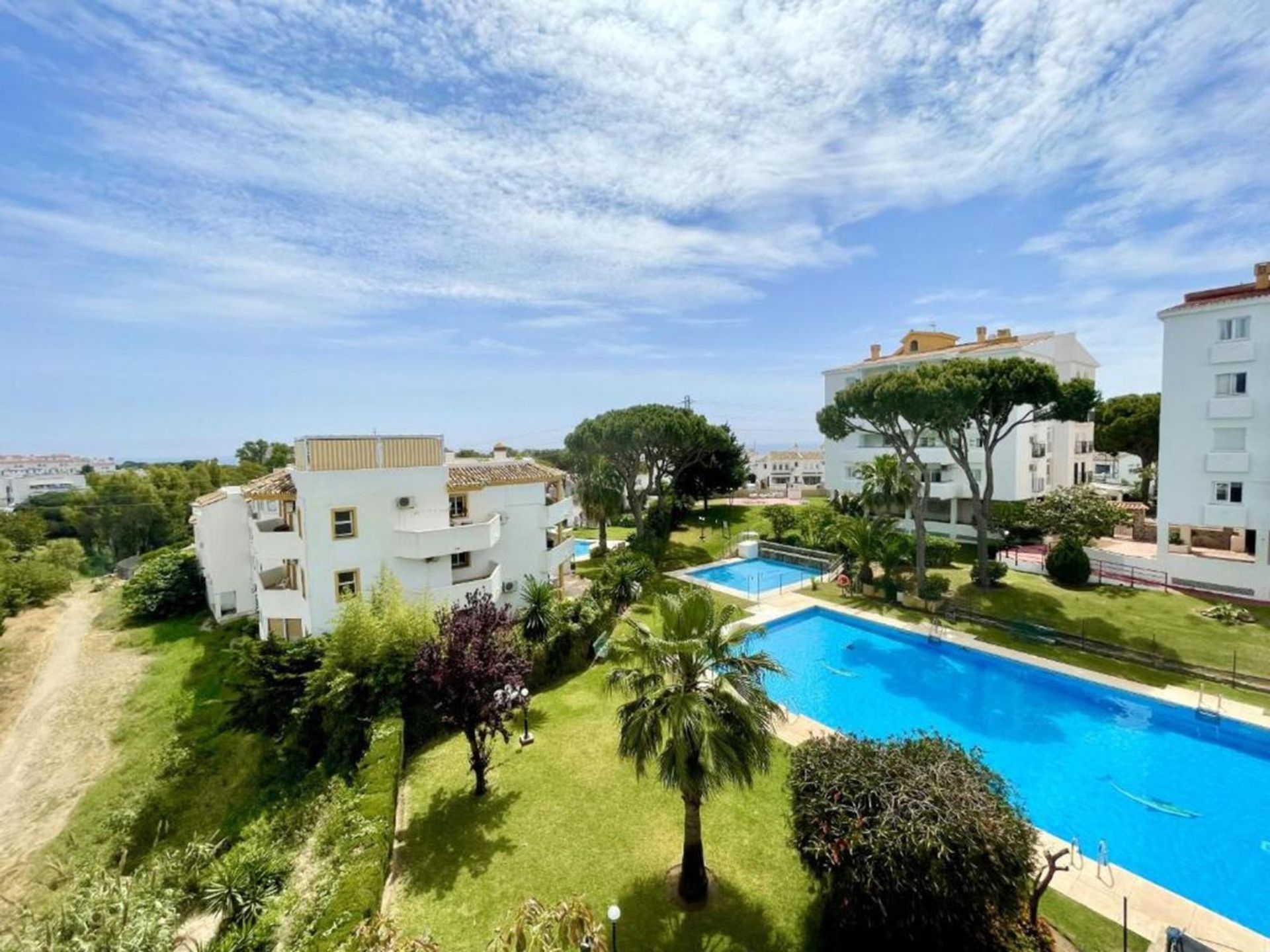 Condominium in Sitio de Calahonda, Andalusia 11978680