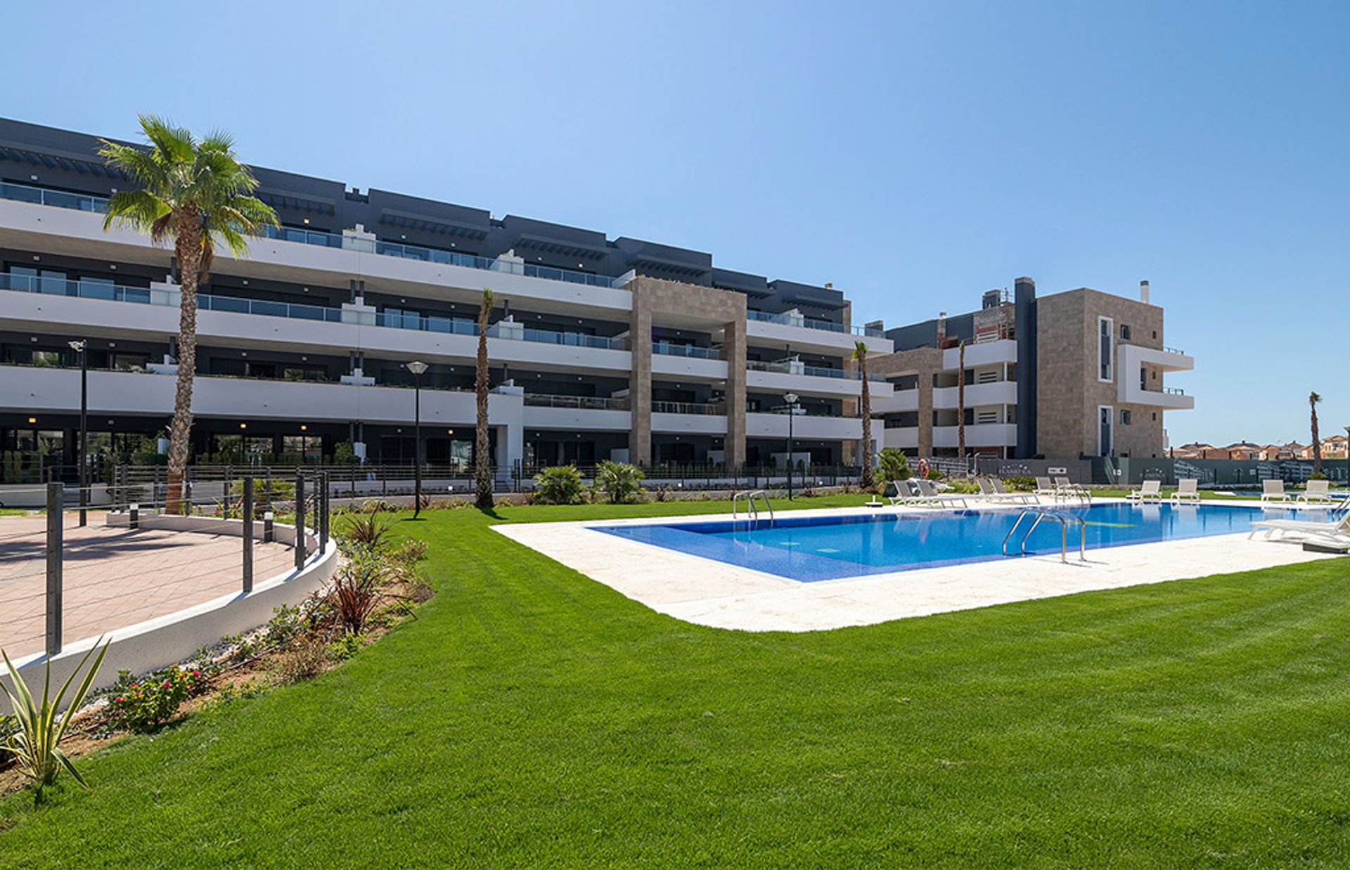 Condominium dans Dehesa de Campoamor, Valencian Community 11981057