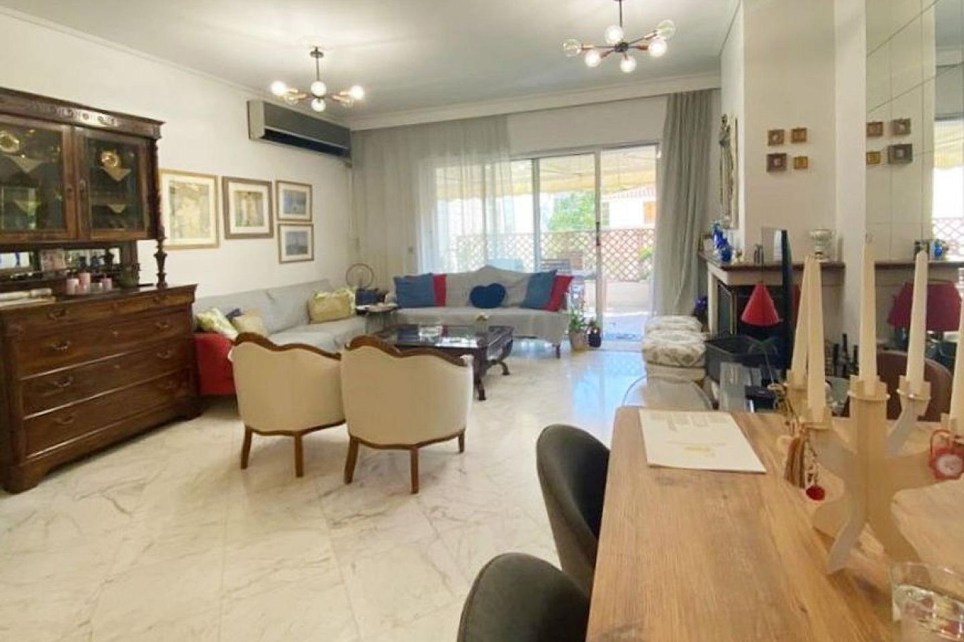 Condominium in Palaio Faliro, Attik 11981172