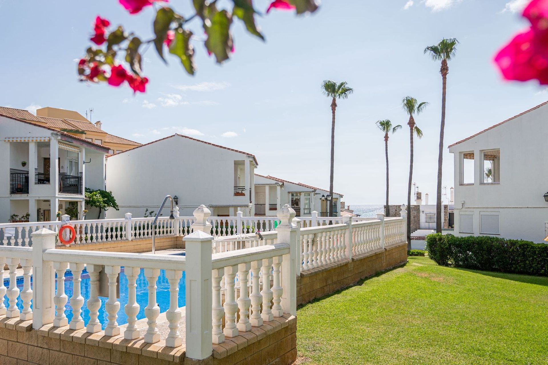 Condominio nel Puerto de la Duquesa, Andalusia 11981547