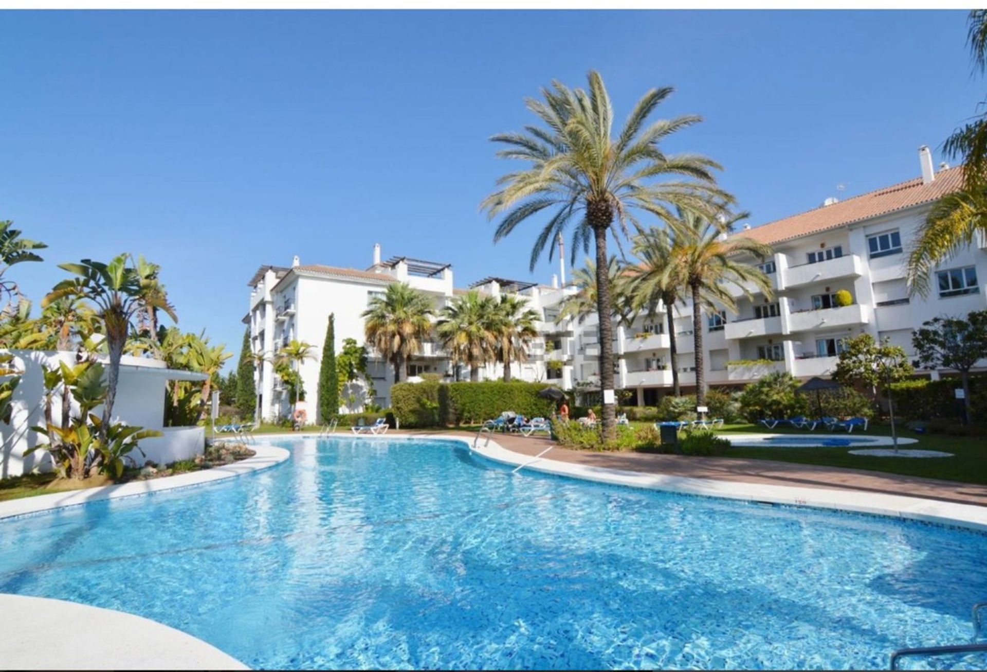 Condominio nel Marbella, Andalucía 11981996