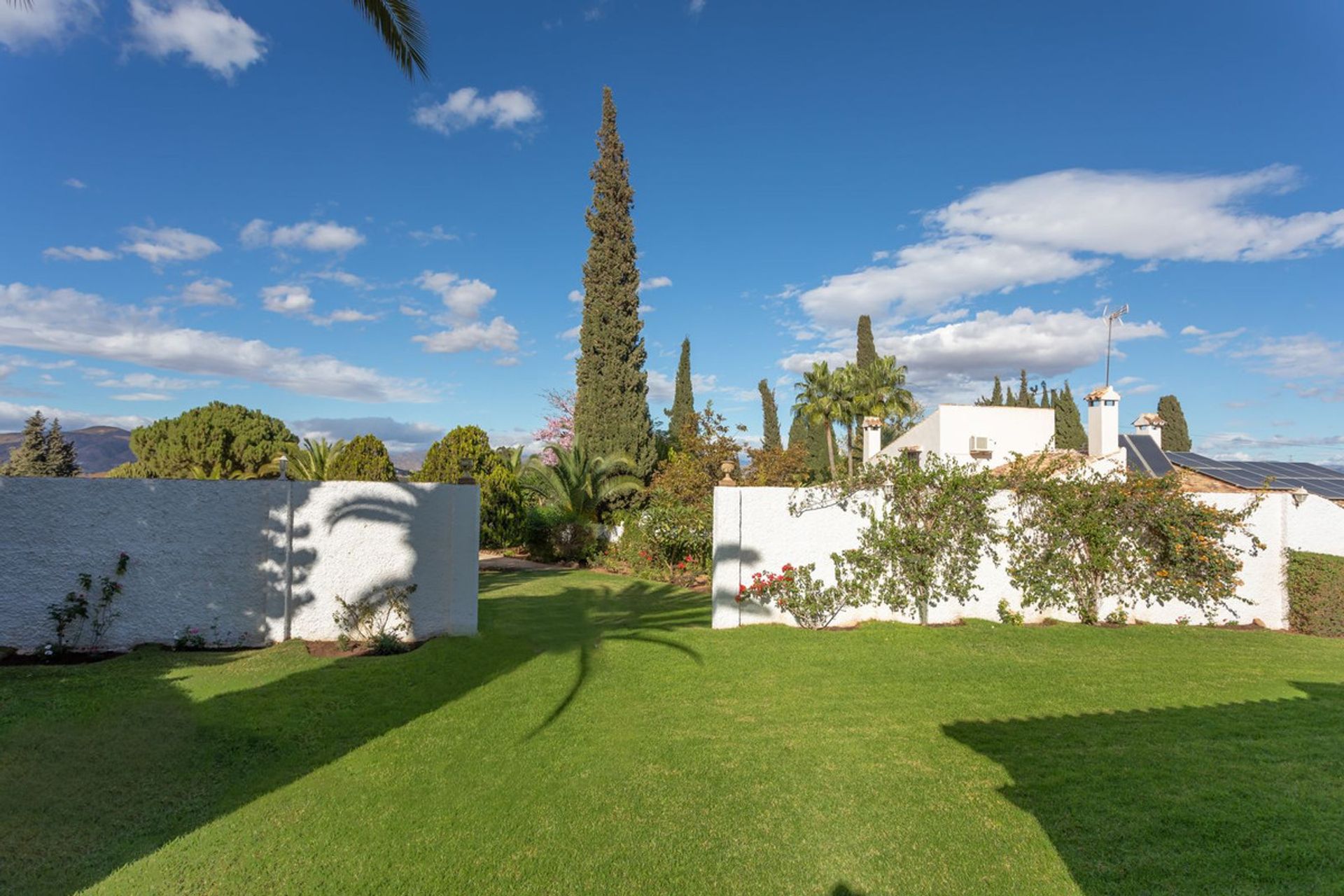 Haus im Alhaurín de la Torre, Andalucía 11982294