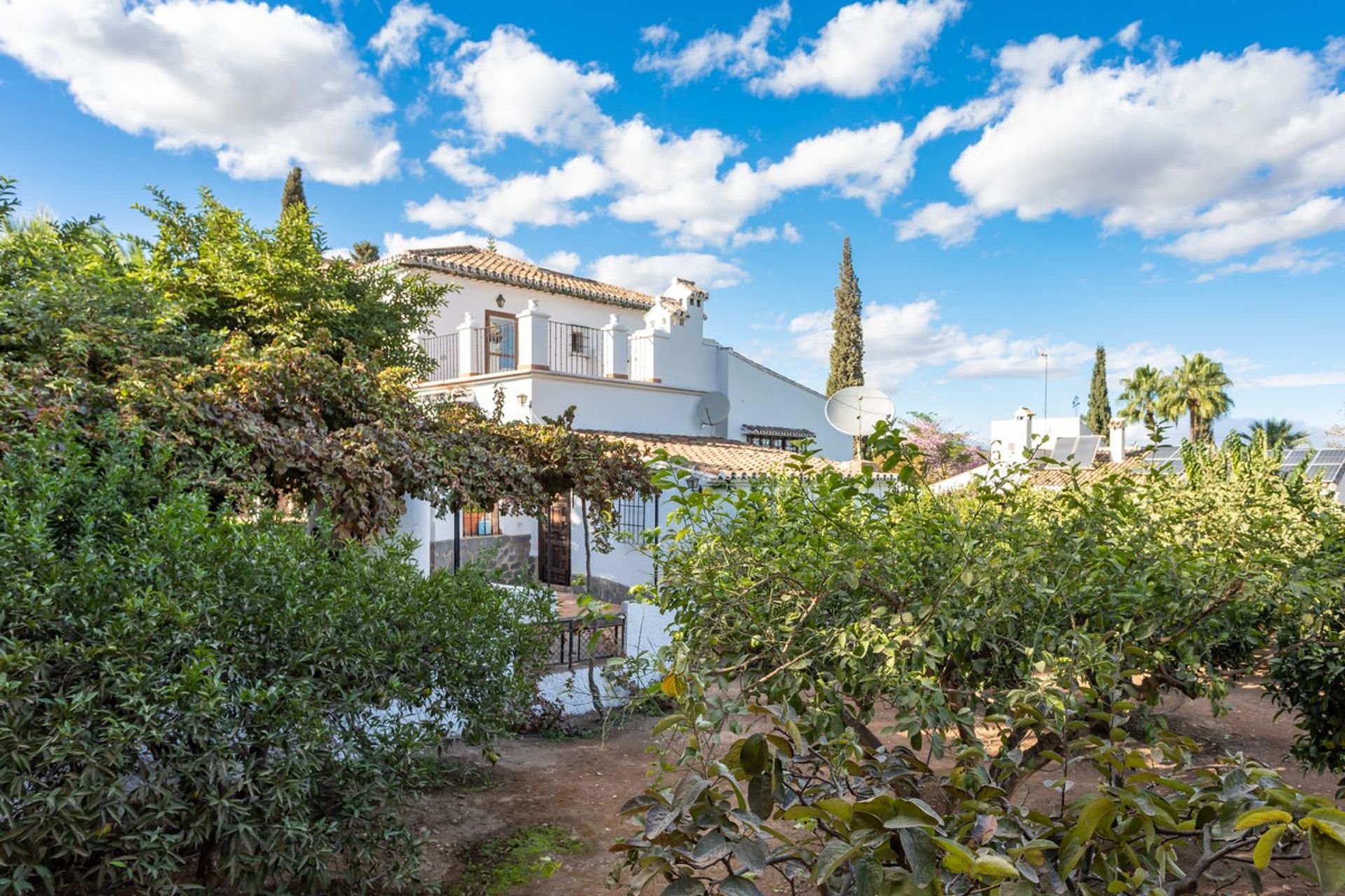 Haus im Alhaurín de la Torre, Andalucía 11982294