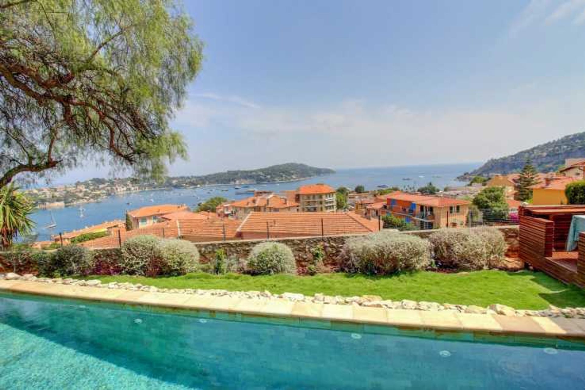 Huis in Villefranche-sur-Mer, Provence-Alpes-Côte d'Azur 11982912