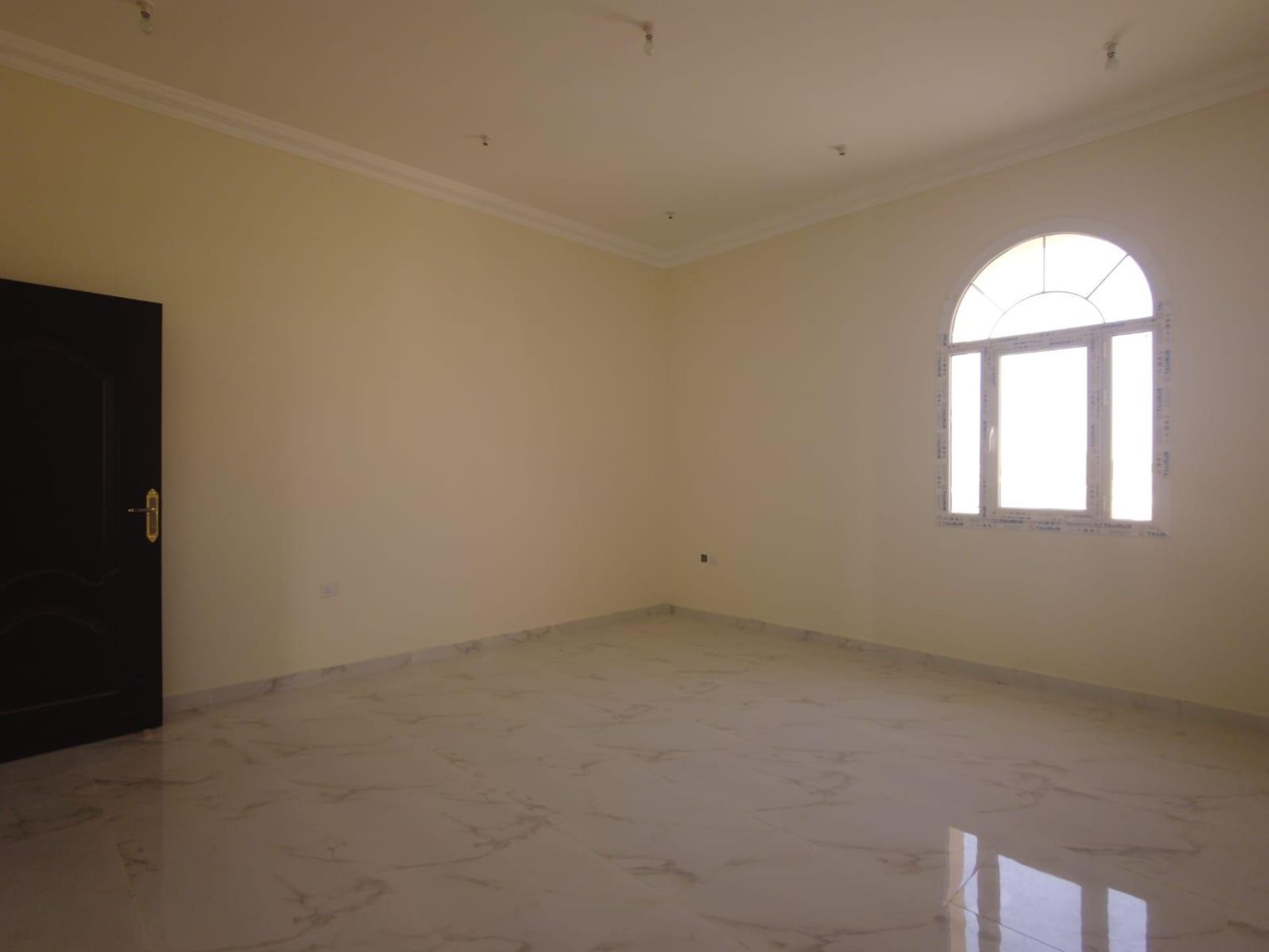 casa en Al Khuraytiyat, Umm Salal 11984384