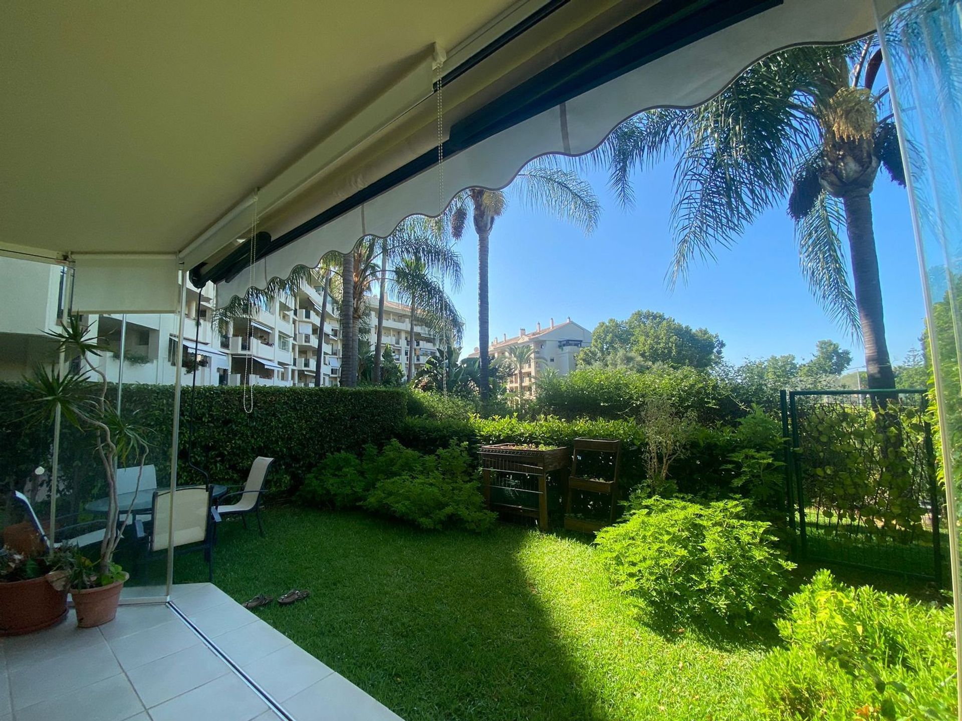 Condominium in Marbella, Andalusia 11989445