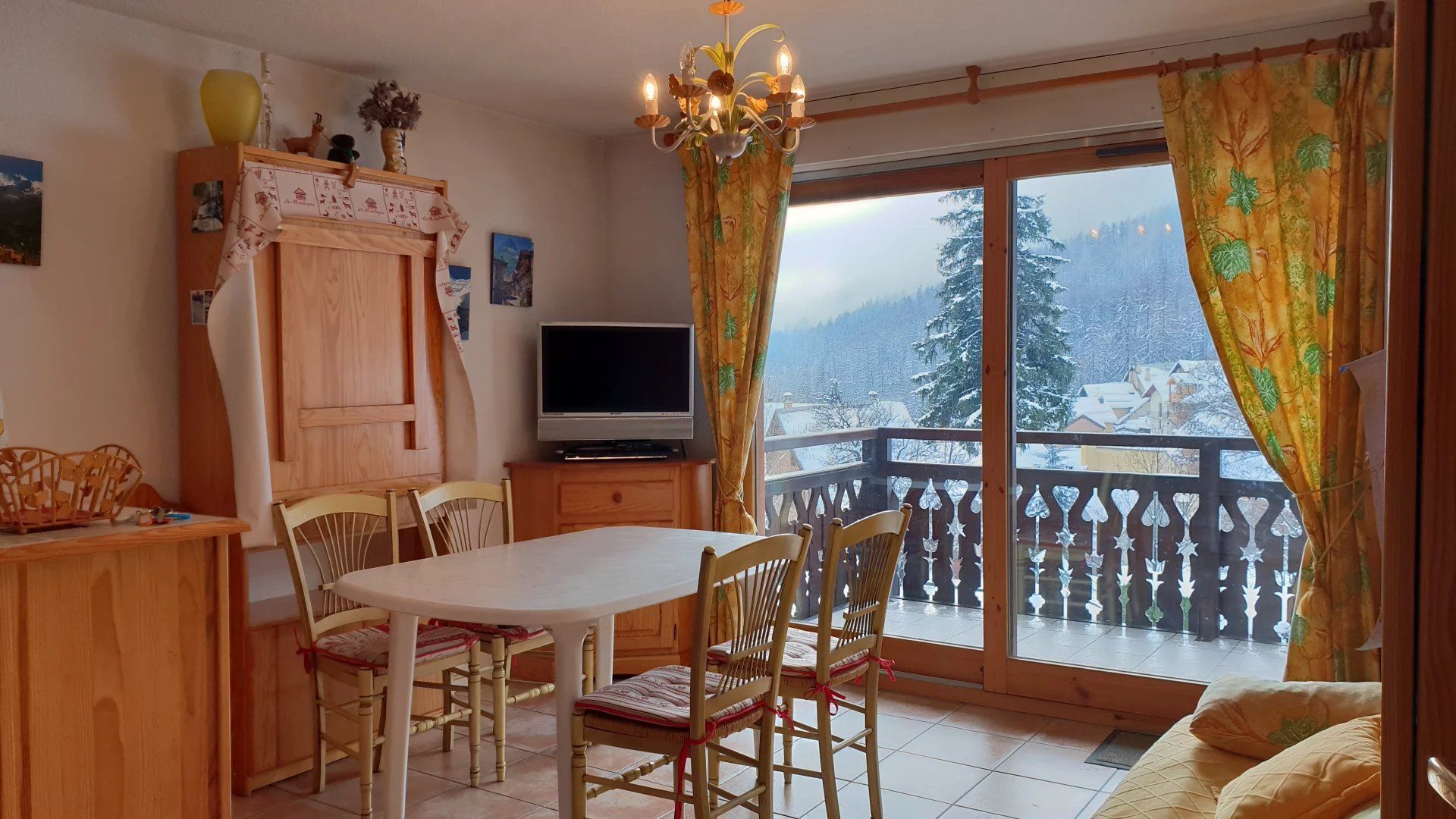 Condominium in Saint-Chaffrey, Hautes-Alpes 11990175