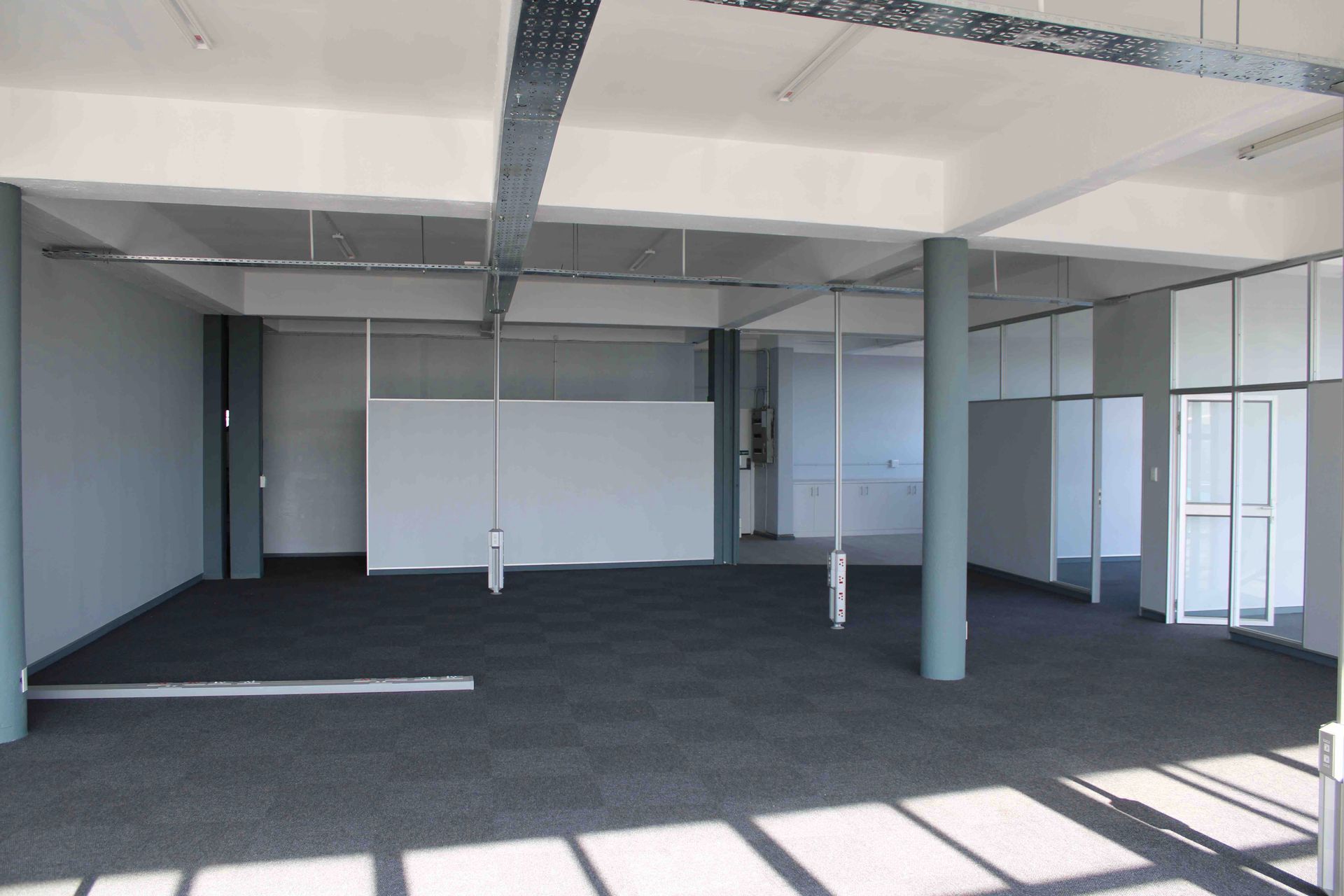 Office in Cape Town, Roodebloem Road 11990372