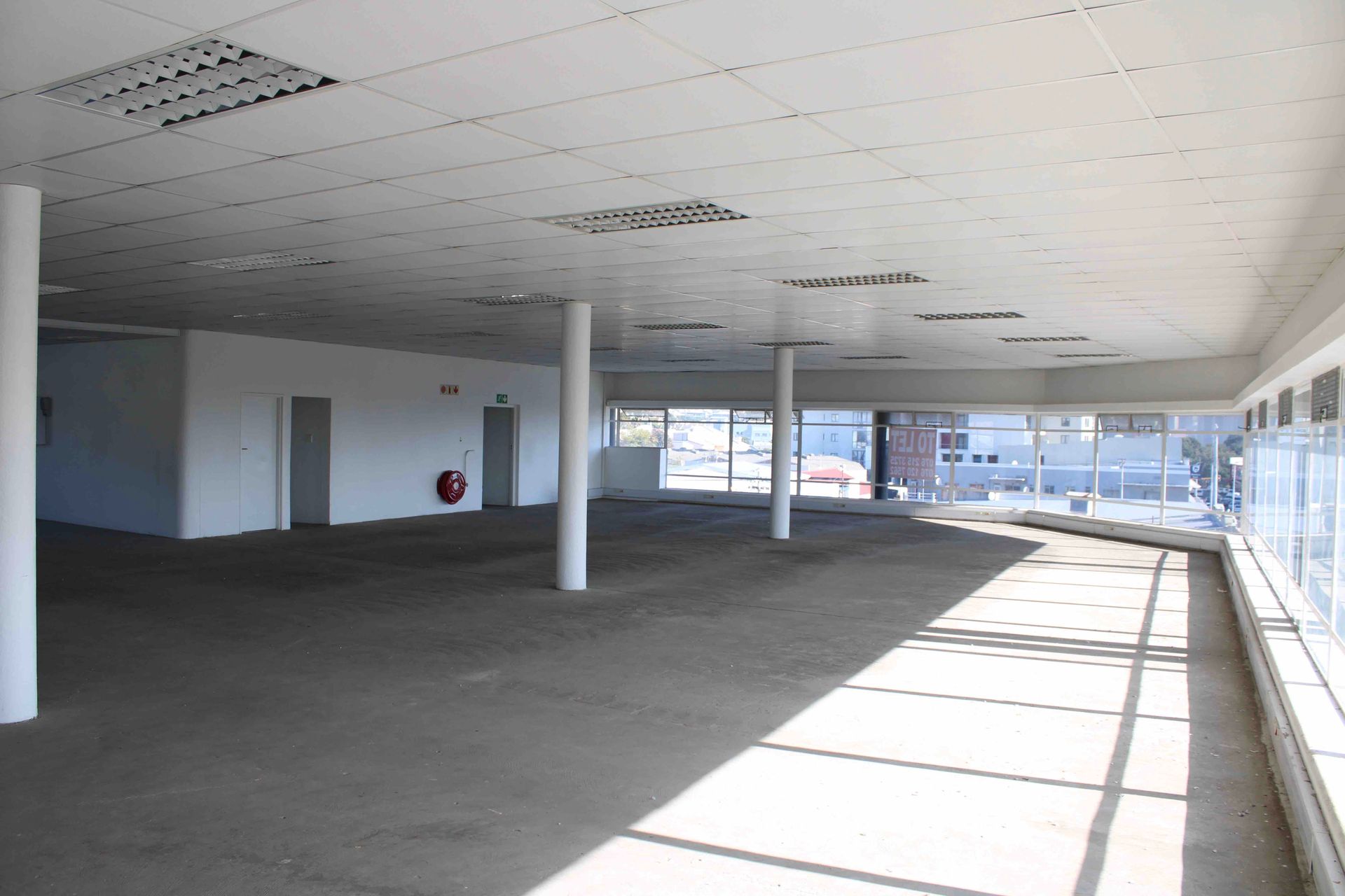 Office in Cape Town, Roodebloem Road 11990372