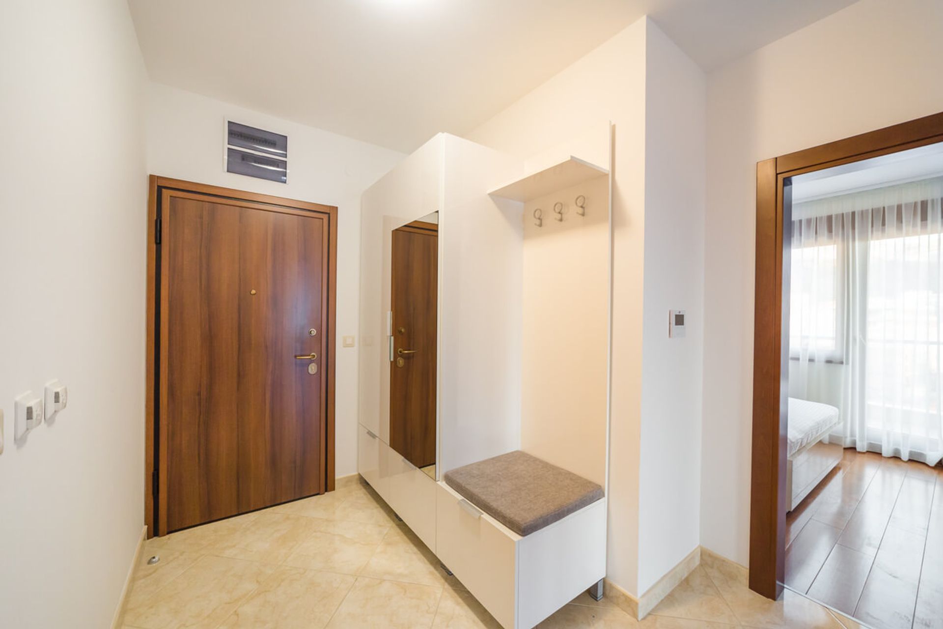 Condominio nel Bečići, Budva Municipality 11991007