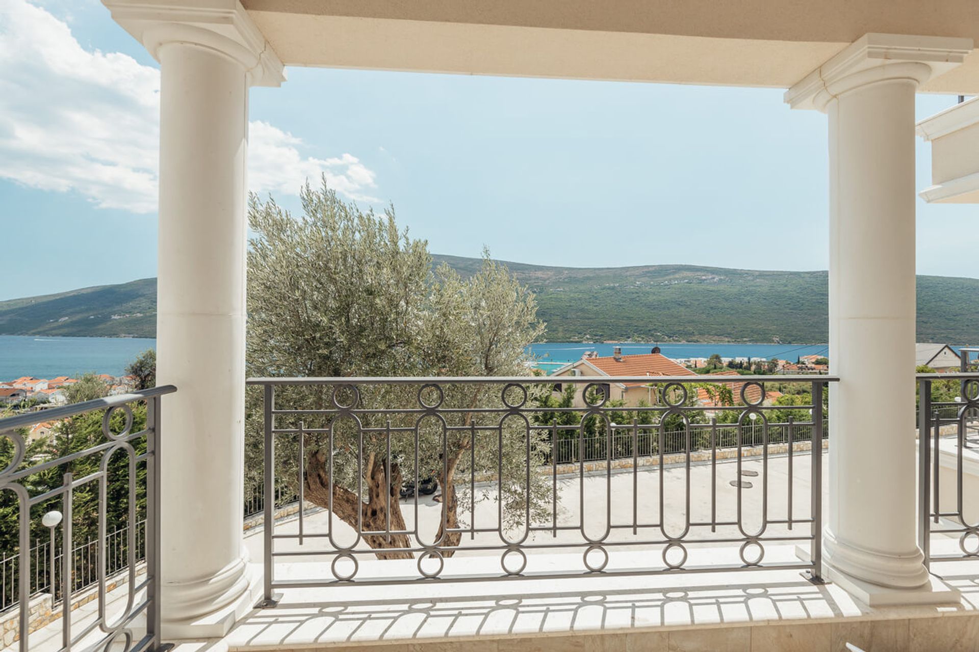 Condominio en Herceg Novi, Herceg Novi 11991012