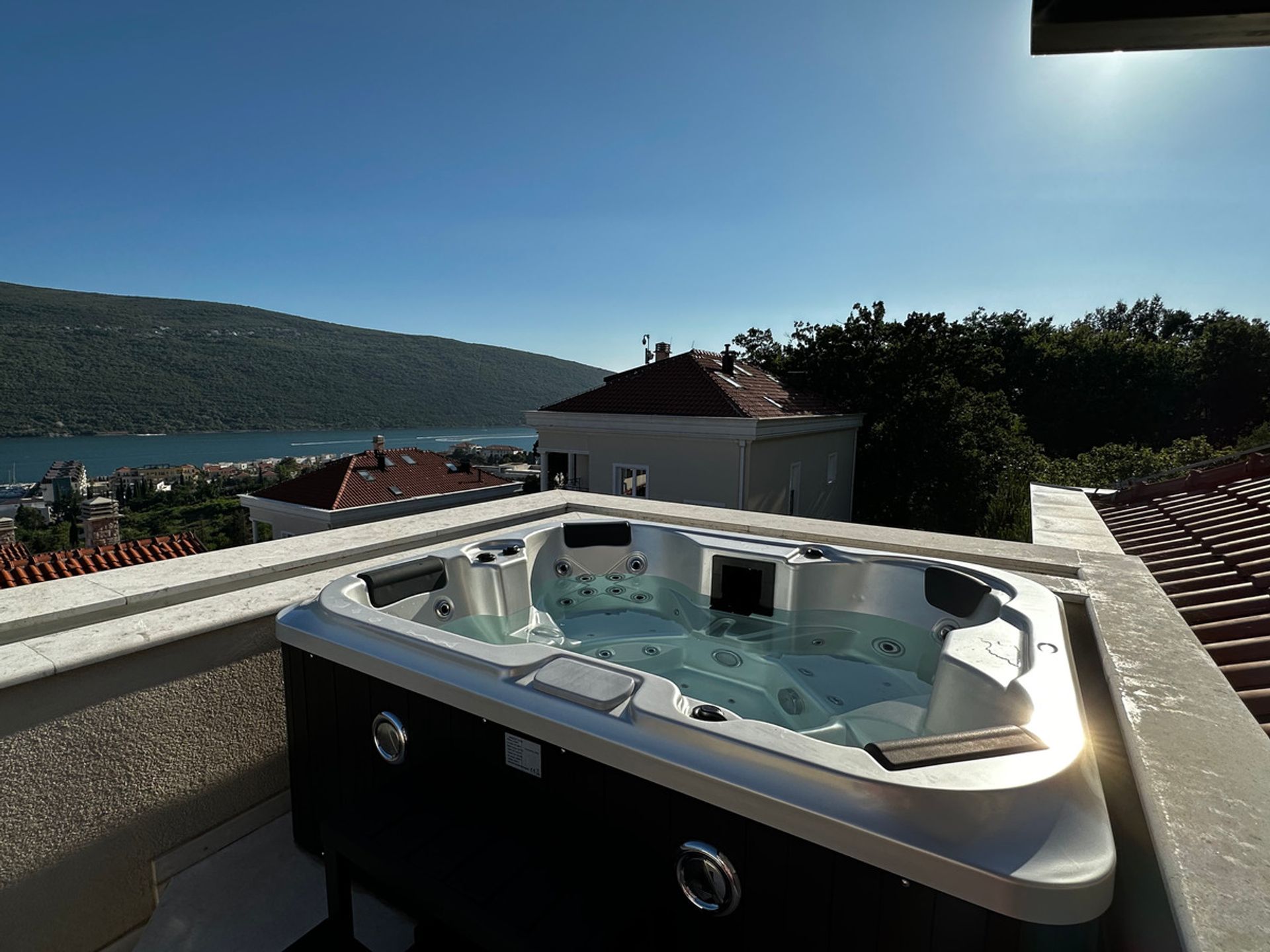 Huis in Herceg Novi, Herceg Novi Municipality 11991020