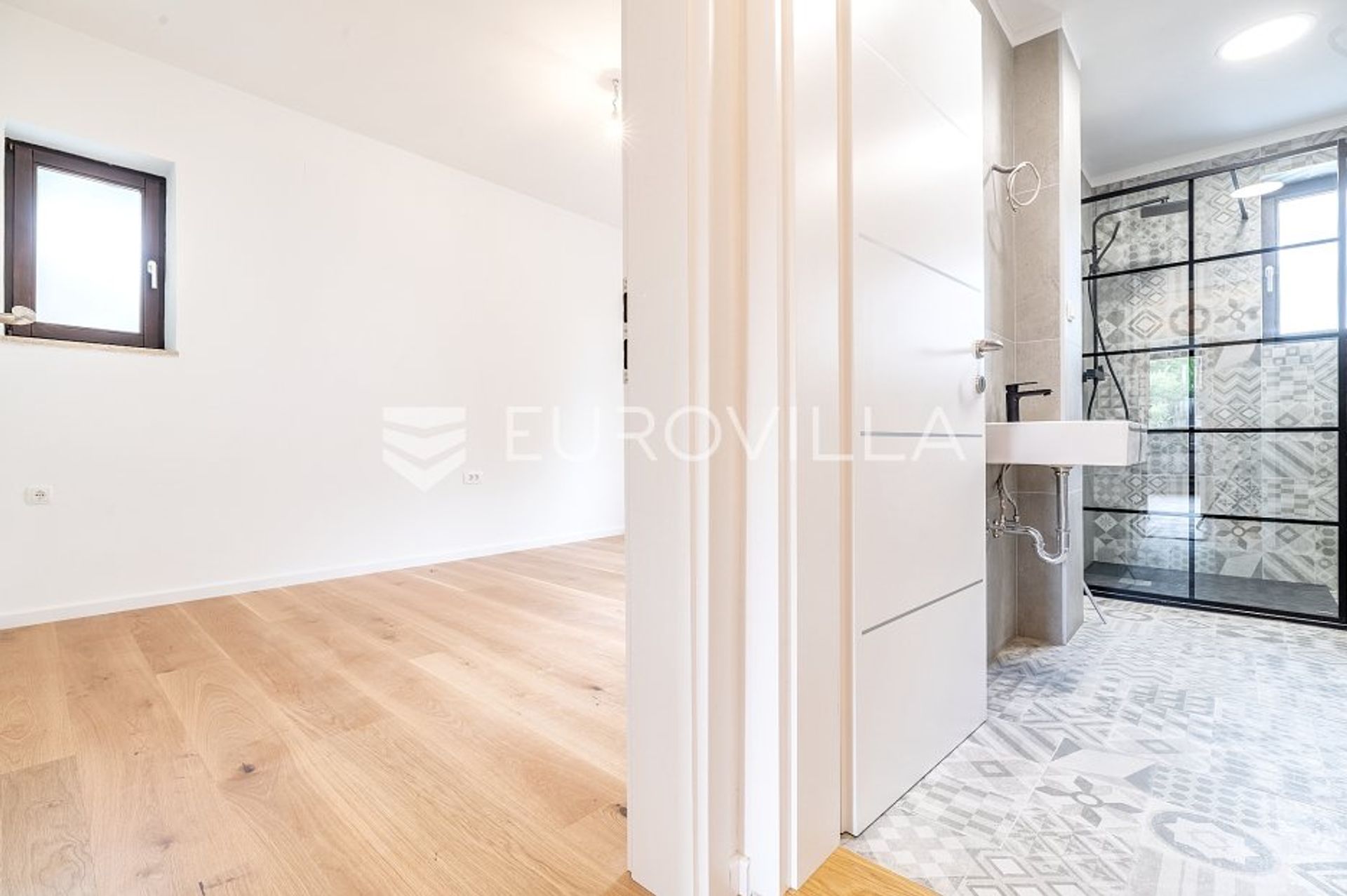 Condominio nel Dolje, Zagreb, Grad 11991228