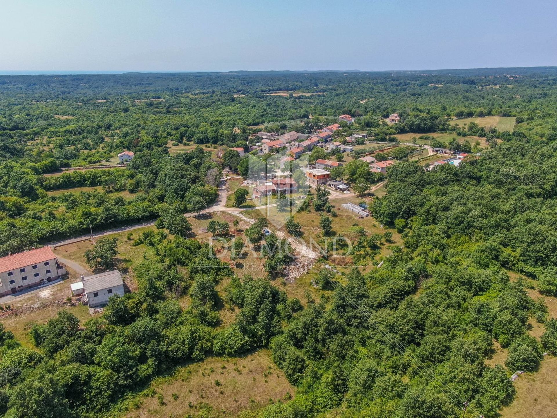 土地 在 Svetvinčenat, Istria County 11991492