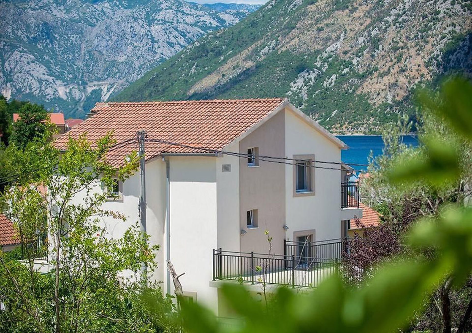 Haus im Donji Stoliw, Kotor 11996598