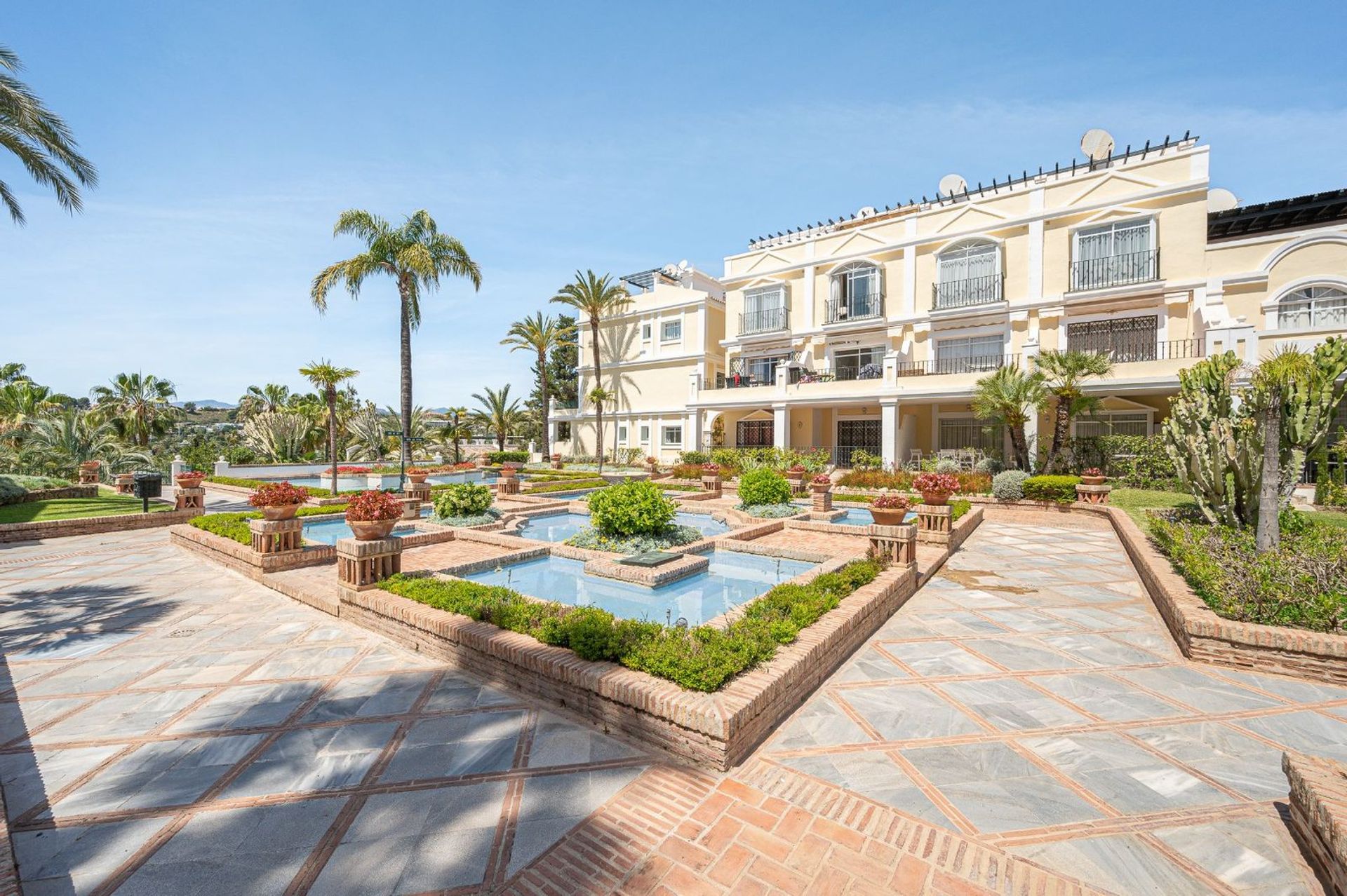 Huis in Marbella, Andalucía 11996624