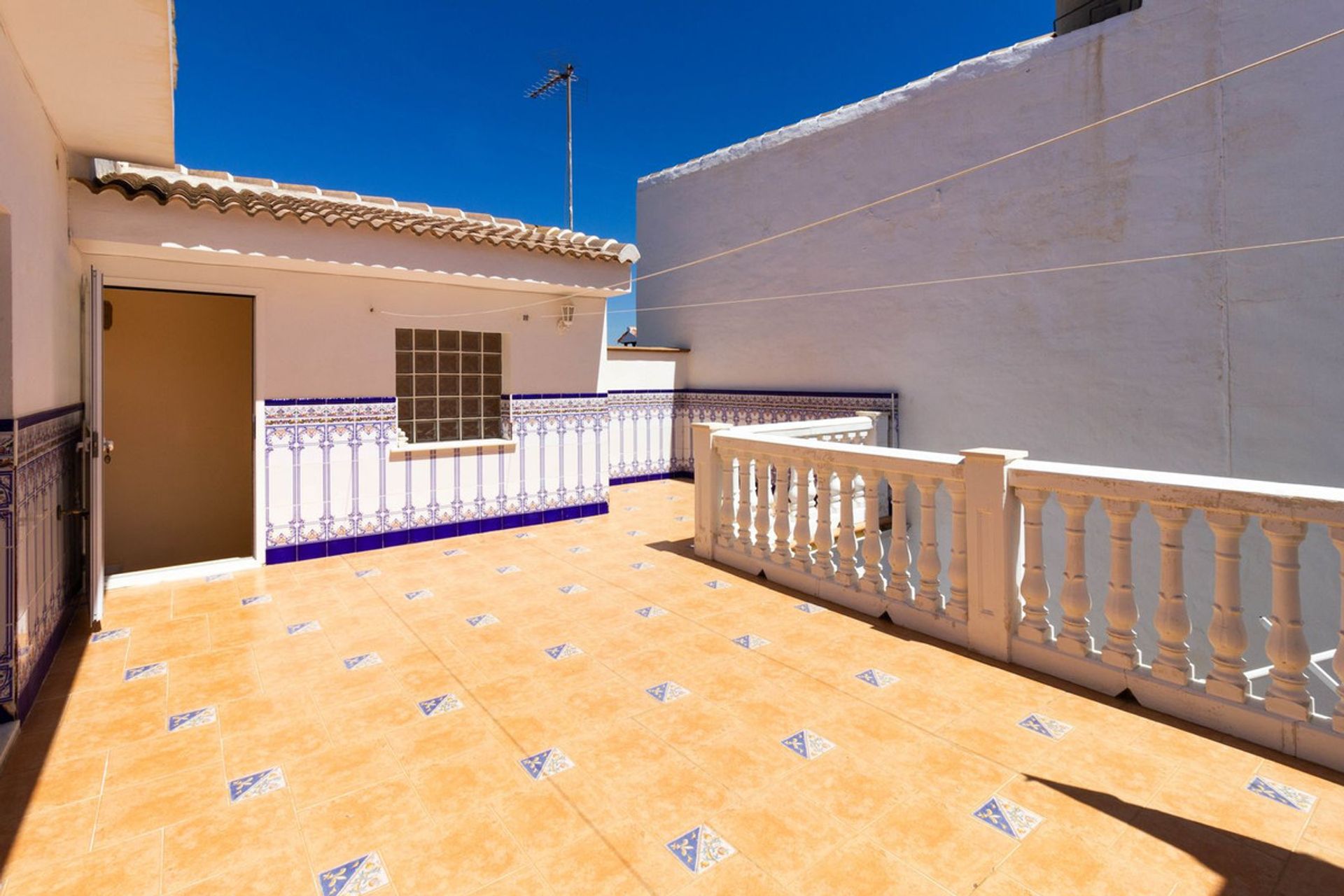 Casa nel Alhaurín el Grande, Andalucía 11997252