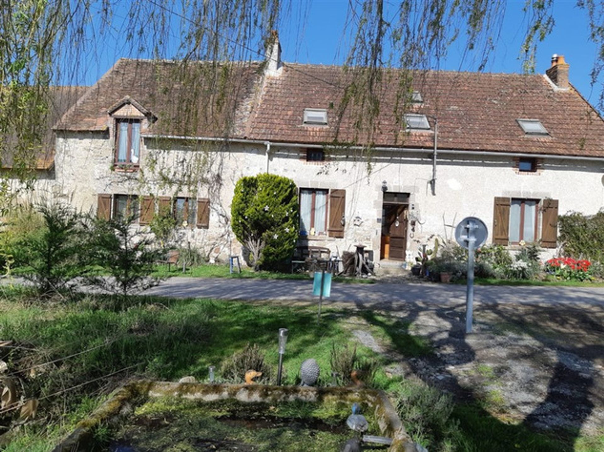 Huis in Saint-Leger-Magnazeix, Nouvelle-Aquitaine 11998460