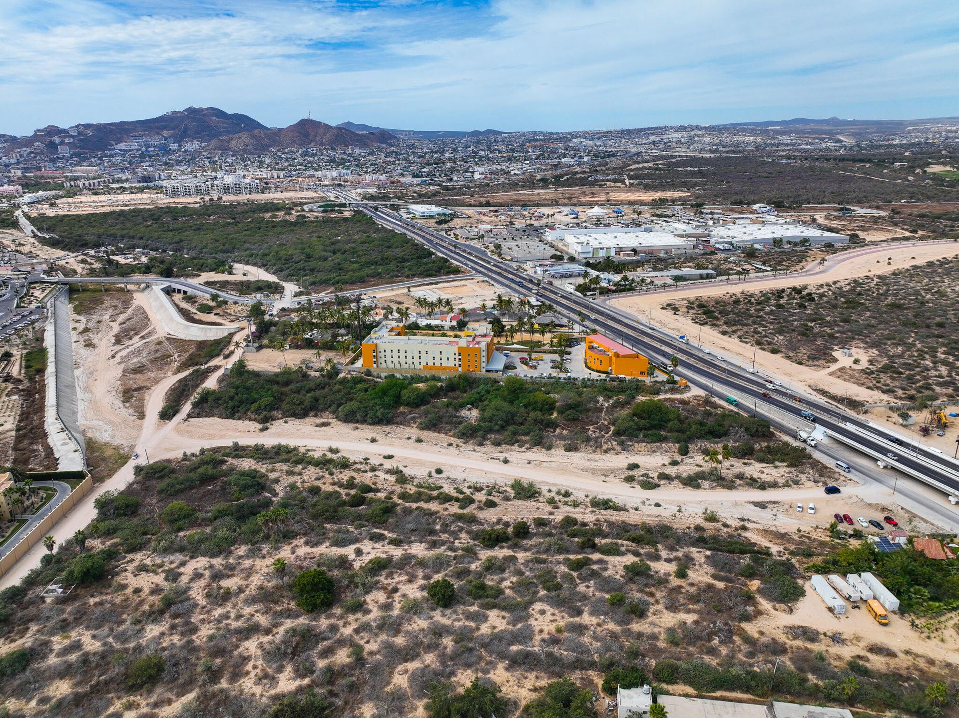 Tanah di Cabo San Lucas, Boulevard Paseo de la Marina 12000095