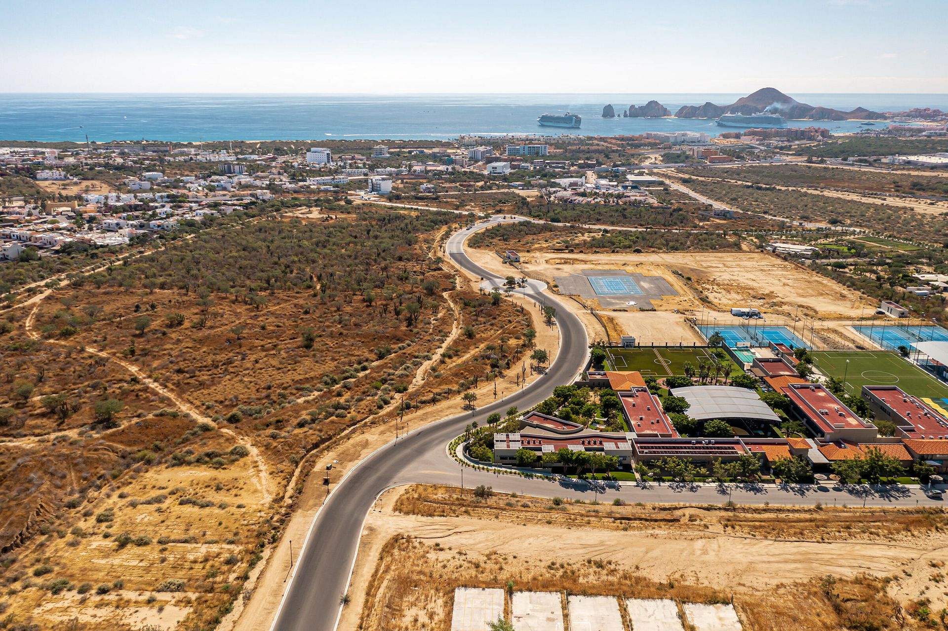 Terre dans Cabo San Lucas, Boulevard Paseo de la Marina 12000105