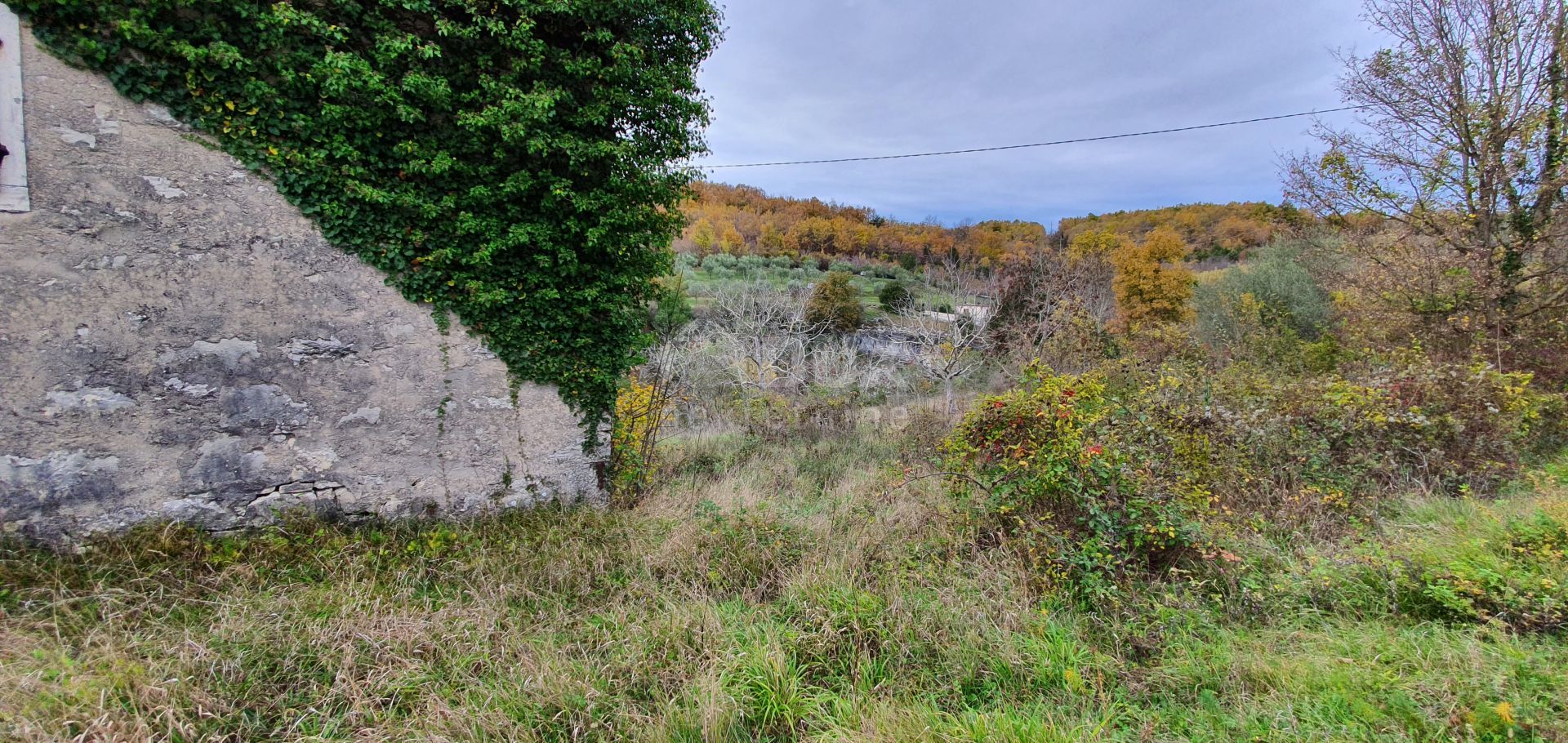 Земля в Grožnjan, Istria County 12000170