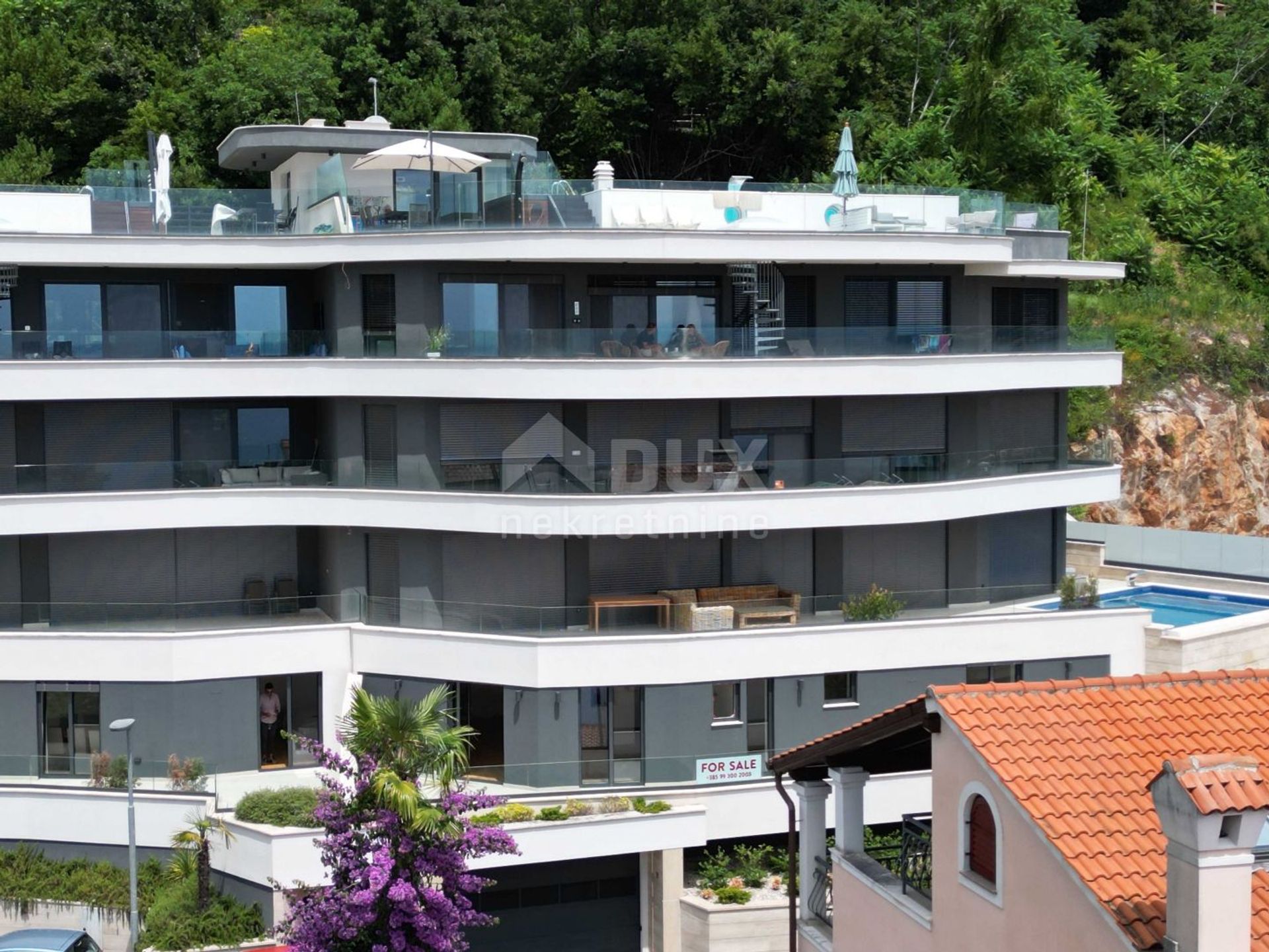 Condominio en Opatija, Primorsko-Goranska Županija 12000193