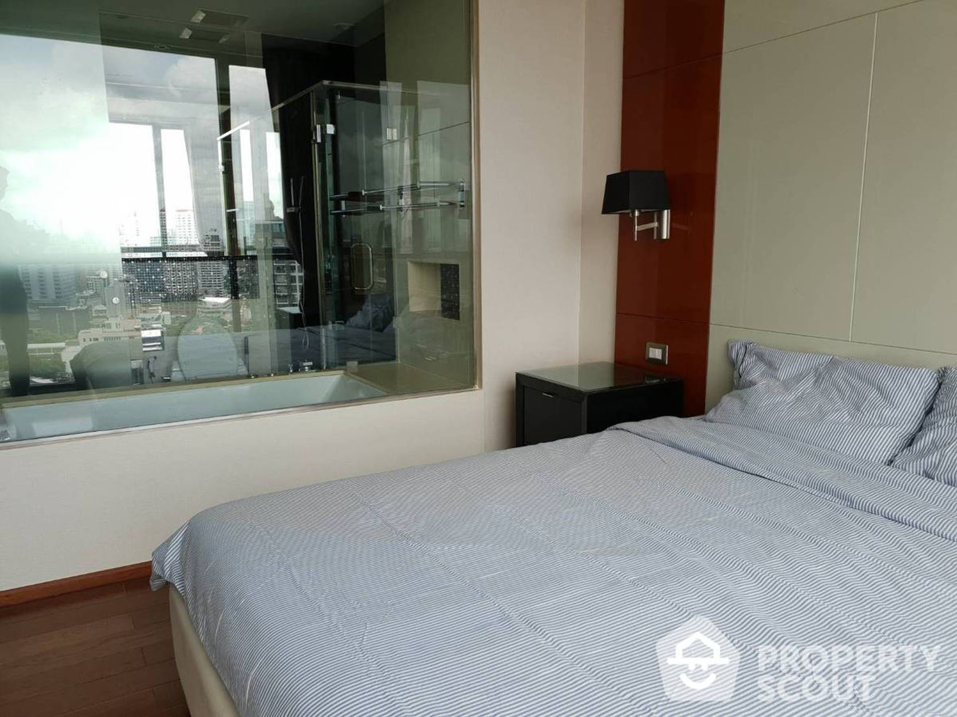 Condominio en Khlong Toei, Krung Thep Maha Nakhon 12000524