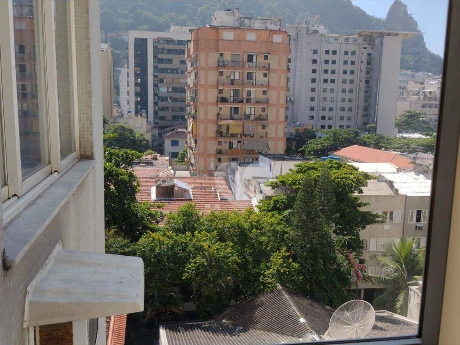 Borettslag i Copacabana, Rio de Janeiro 12001478