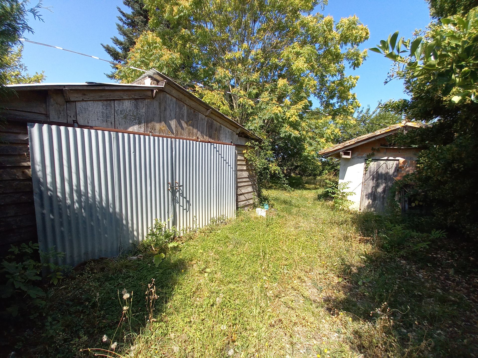 Hus i Montignac-de-Lauzun, Nouvelle-Aquitaine 12002098