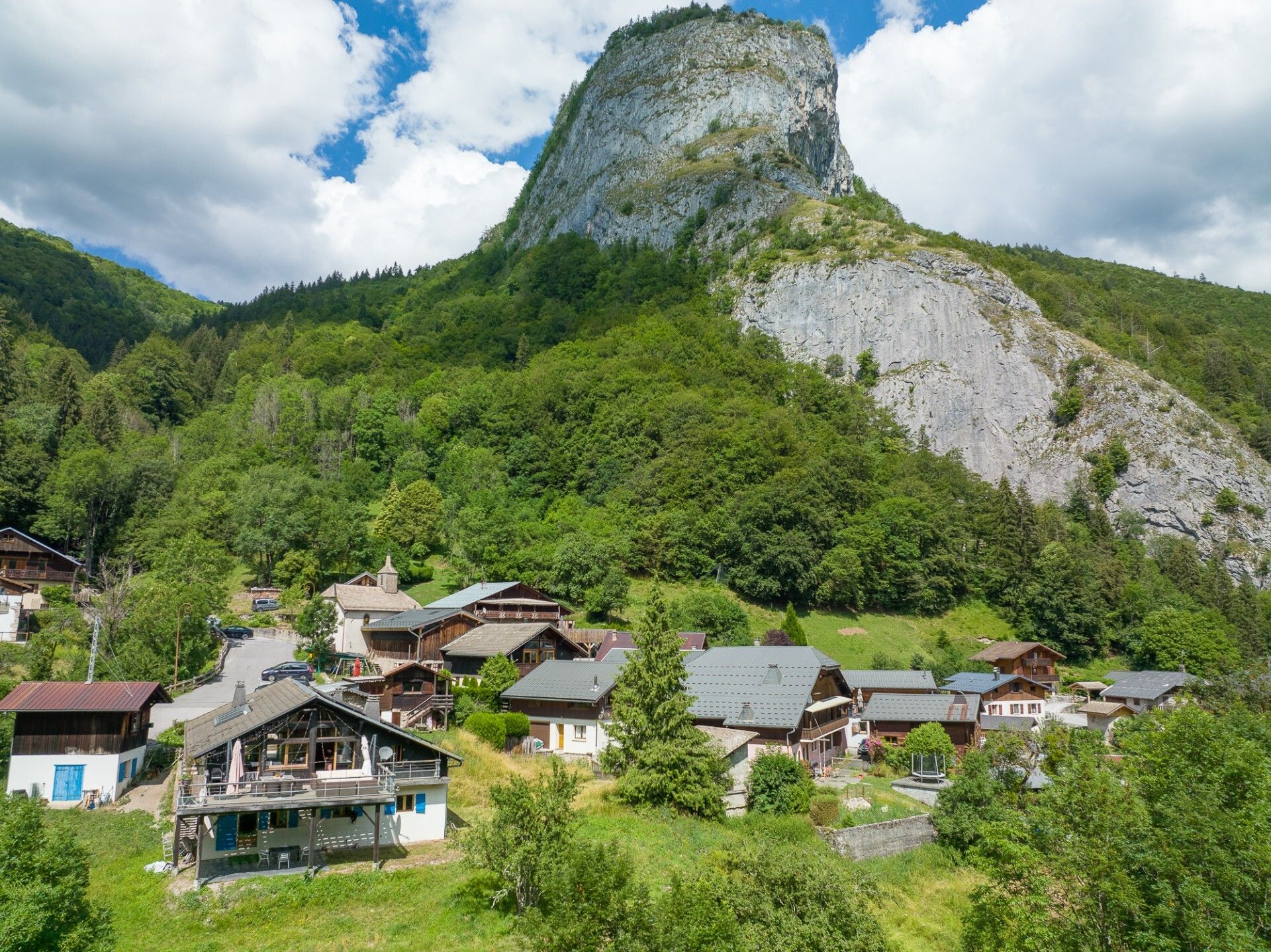 房子 在 Saint-Jean-d'Aulps, Auvergne-Rhône-Alpes 12002341