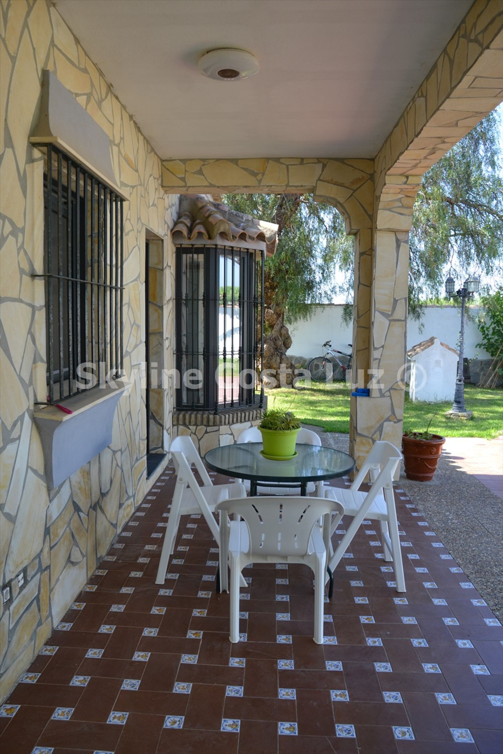 Casa nel Chiclana de la Frontera, Andalucía 12002685