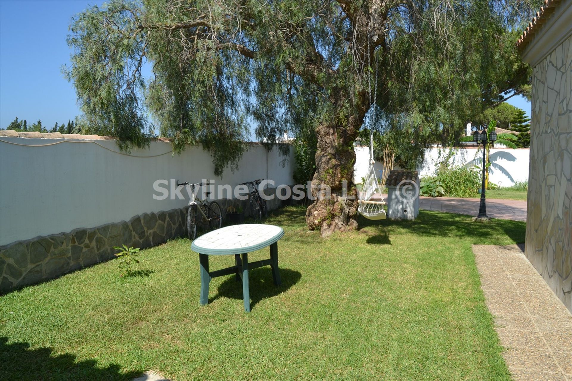 House in Chiclana de la Frontera, Andalucía 12002685