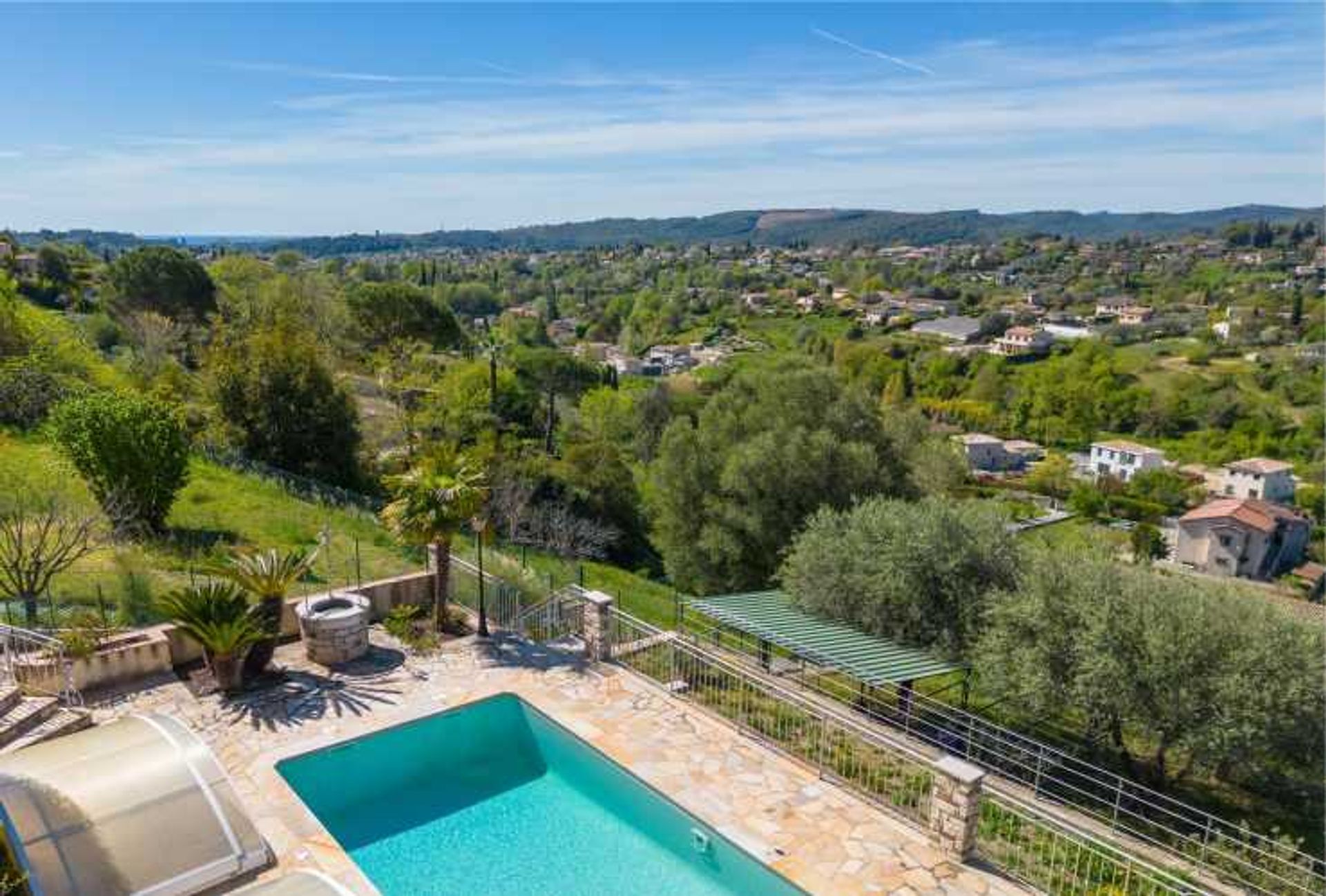 Casa nel Saint-Paul-de-Vence, Provenza-Alpi-Costa Azzurra 12004967