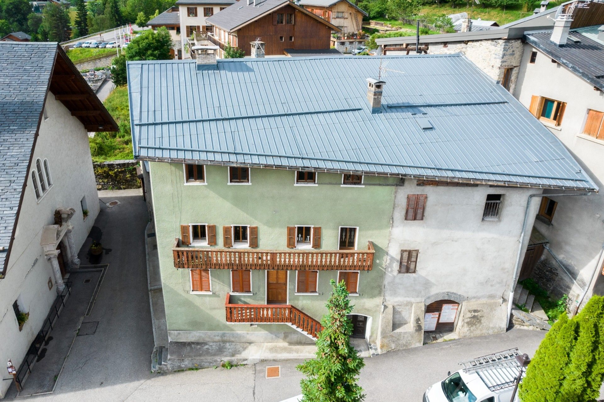 Condominio en Les Allues, Auvergne-Rhône-Alpes 12007812