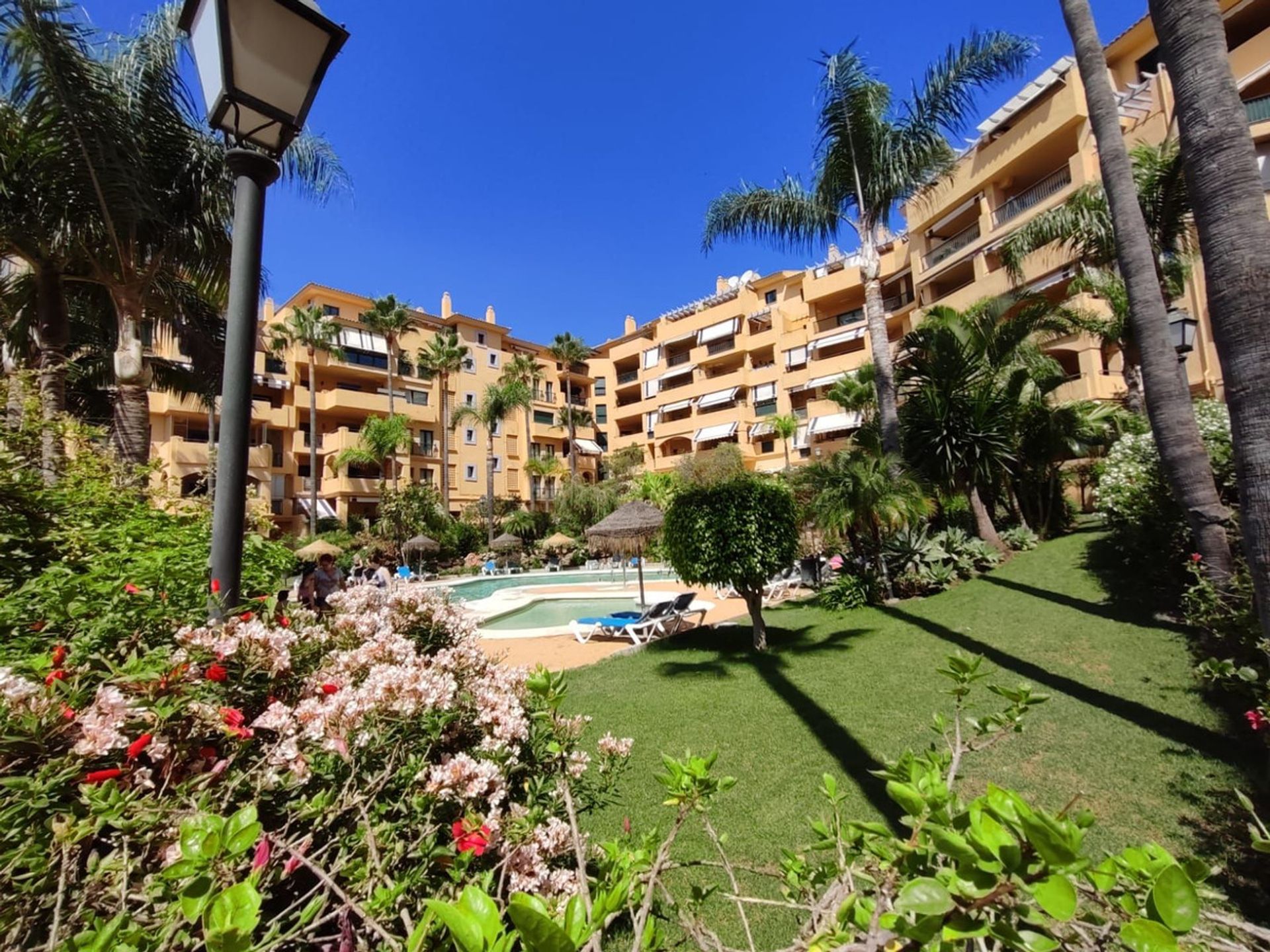 Condominio en Marbella, Andalucía 12009066