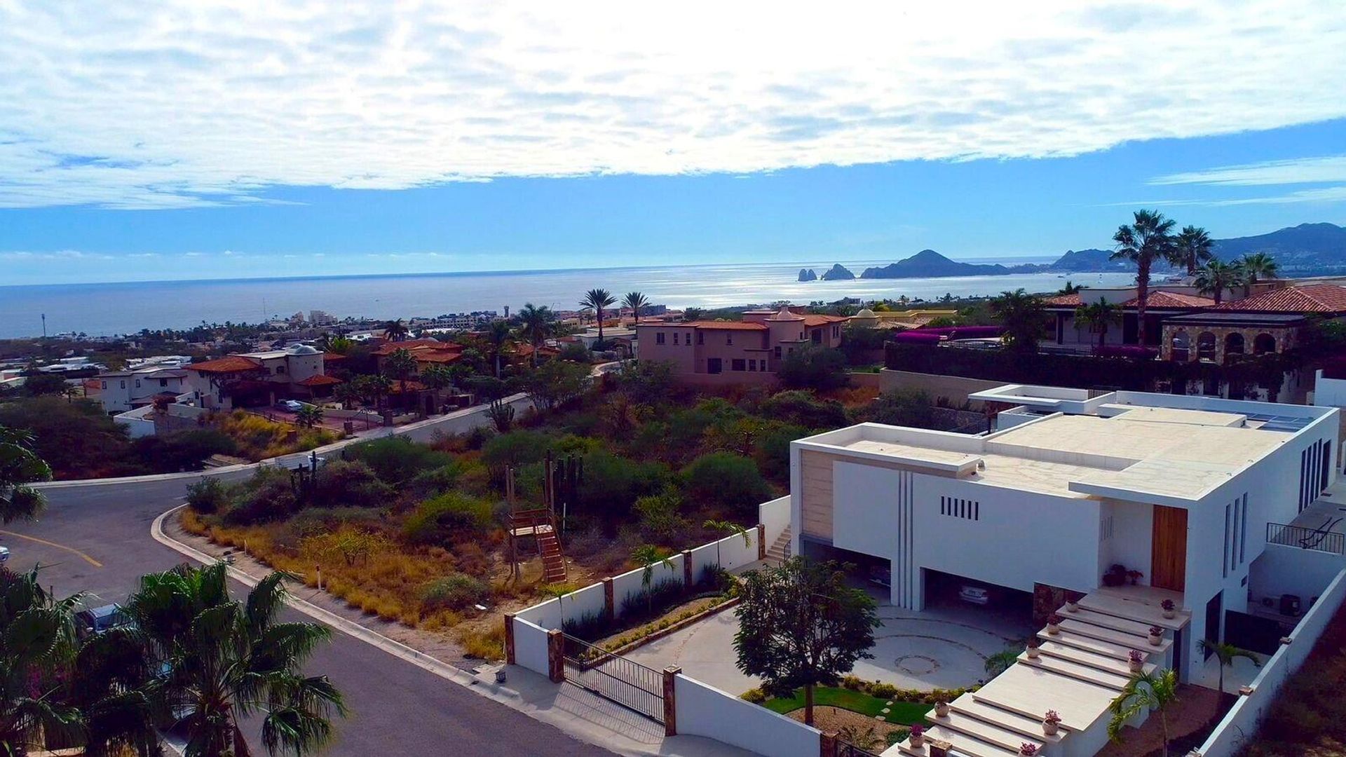 Tanah di Cabo San Lucas, Boulevard Paseo de la Marina 12010666