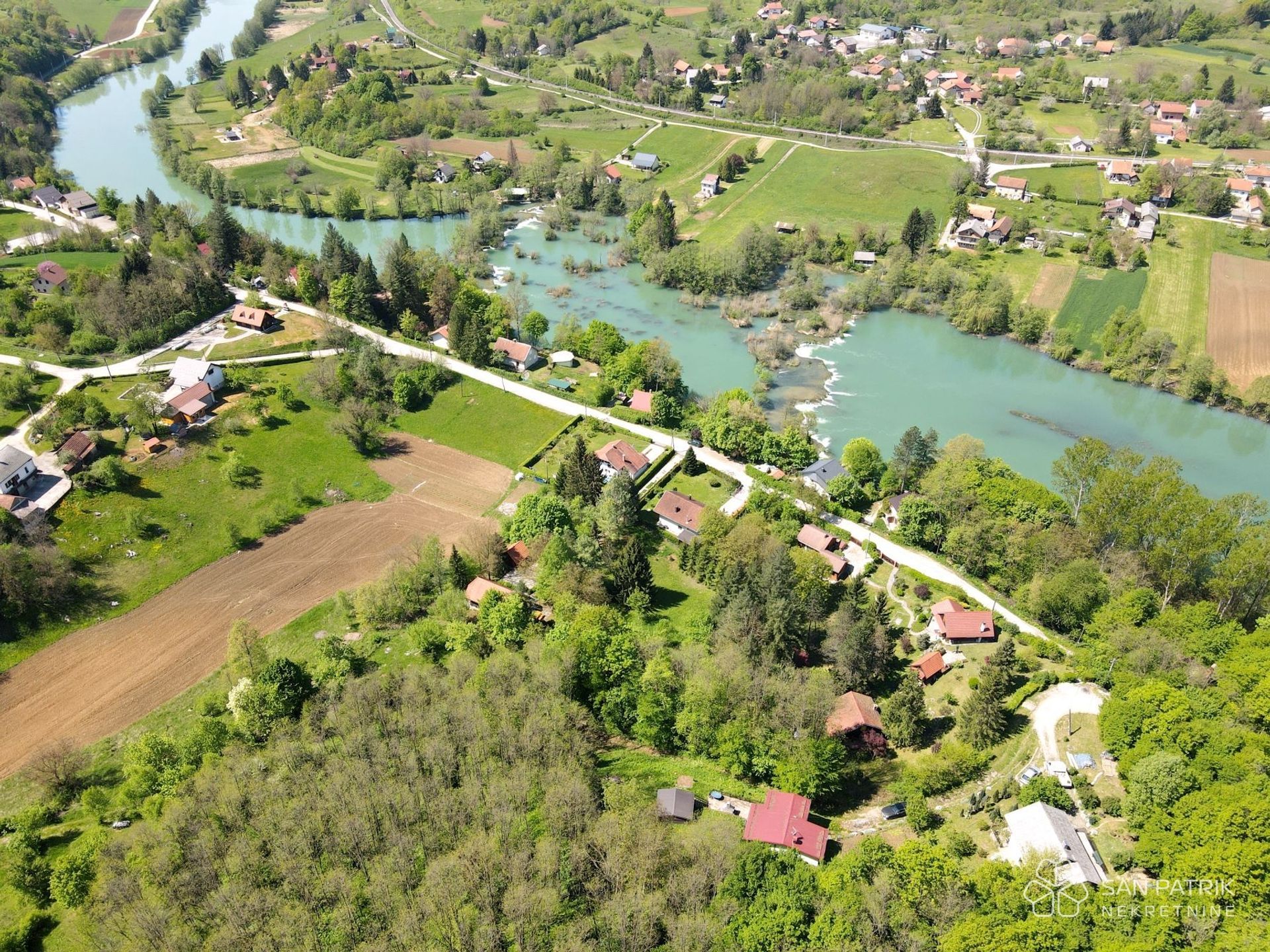 loger dans Mrežnički Novaki, Karlovačka županija 12013066