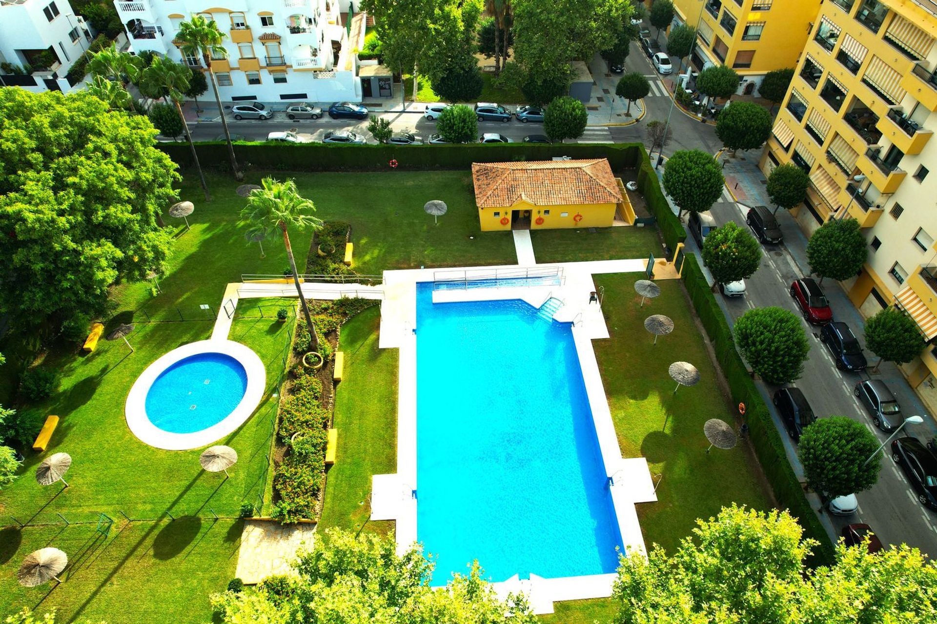 Condominio en San Pedro de Alcántara, Andalucía 12014458