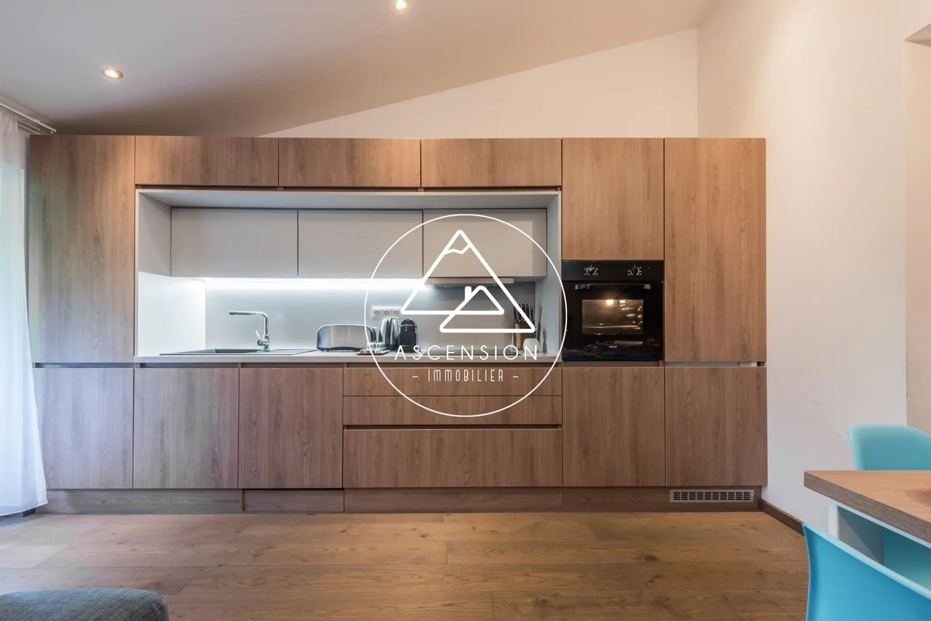 Condominium in Morzine, Auvergne-Rhône-Alpes 12015437