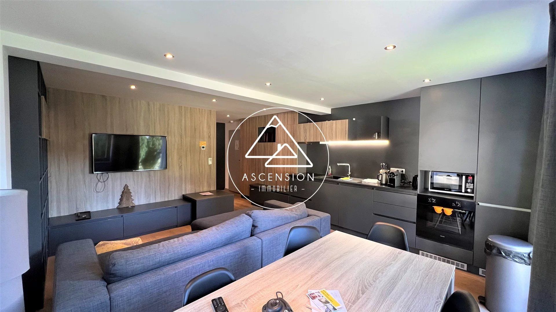 Condominium in Morzine, Auvergne-Rhône-Alpes 12015438